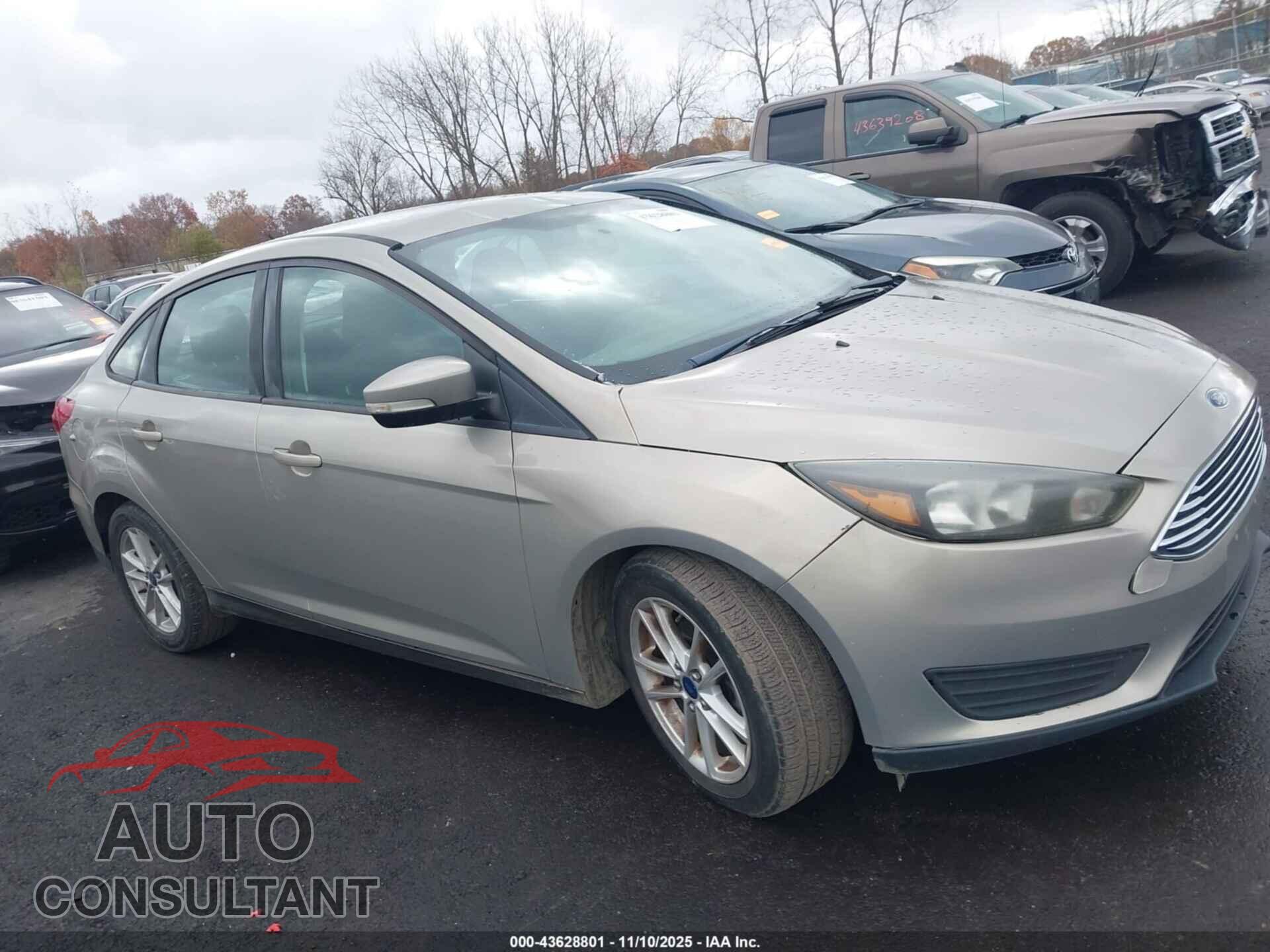 FORD FOCUS 2015 - 1FADP3F26FL228752
