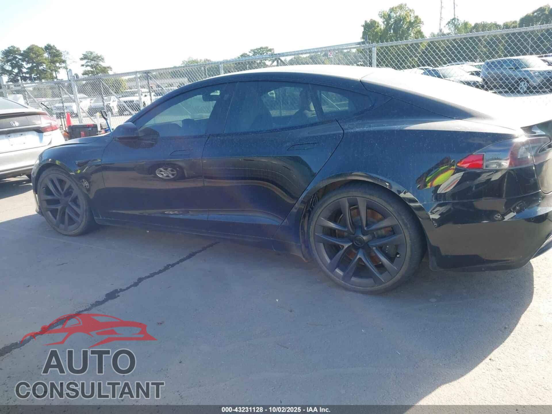 TESLA MODEL S 2021 - 5YJSA1E61MF451180