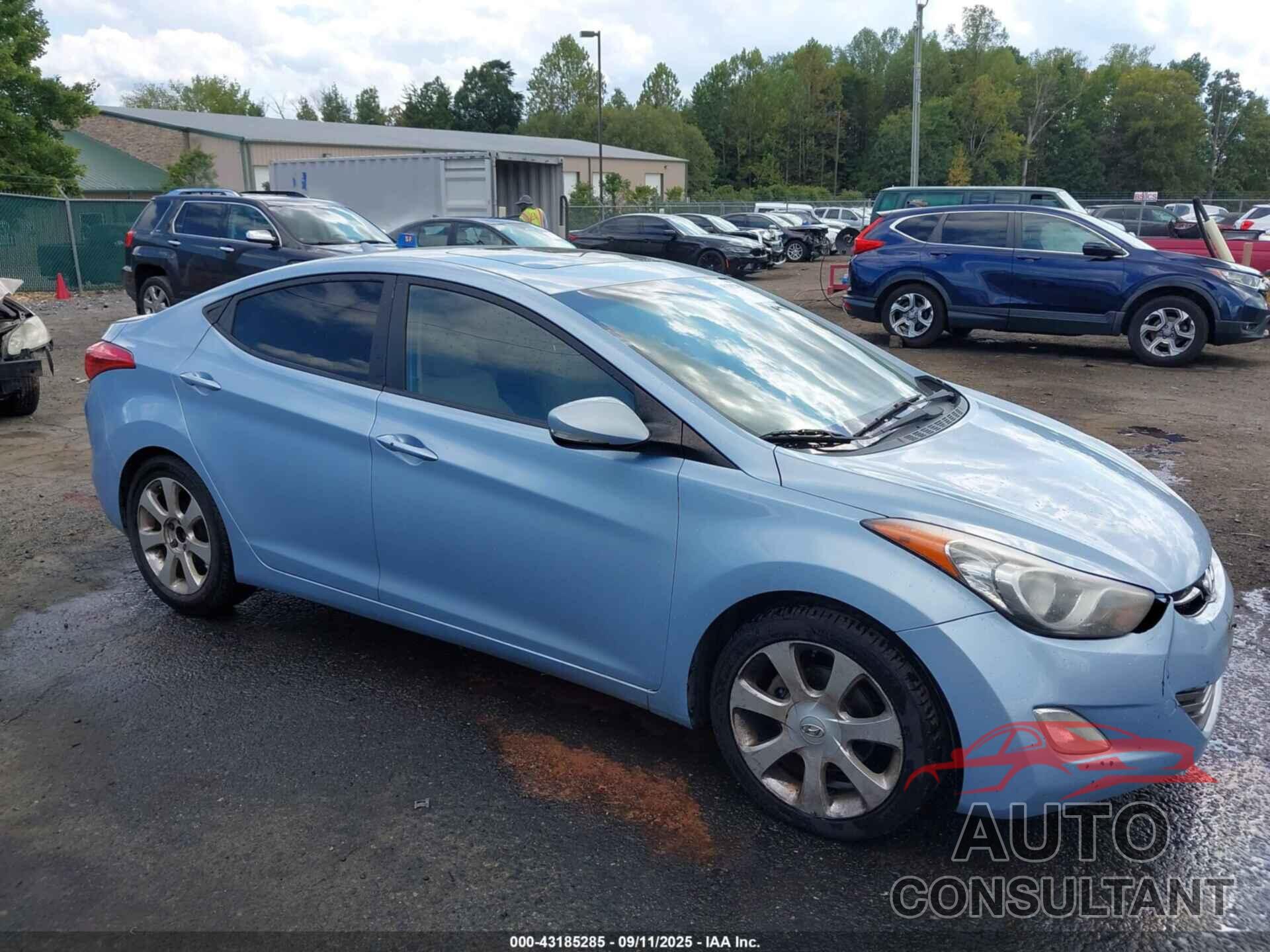 HYUNDAI ELANTRA 2012 - KMHDH4AE4CU207639