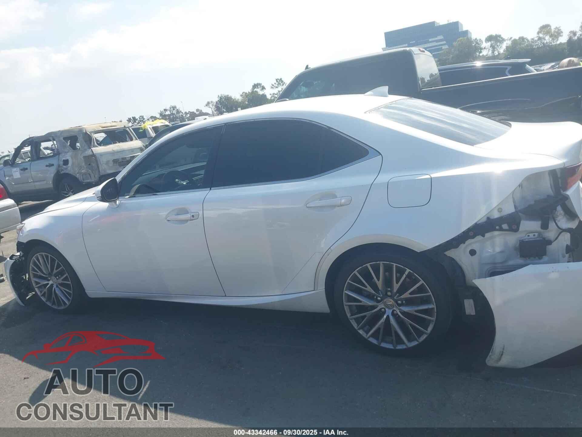 LEXUS IS 250 2015 - JTHBF1D27F5045519