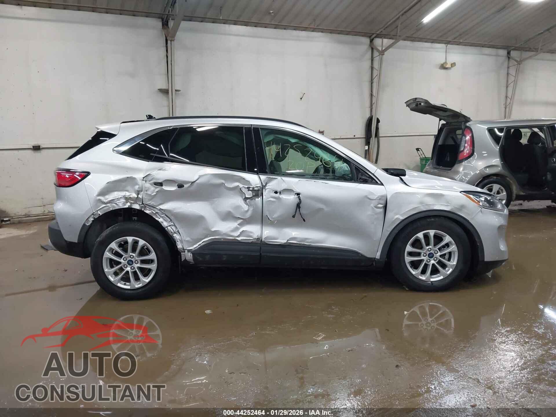 FORD ESCAPE 2020 - 1FMCU9G65LUA50322