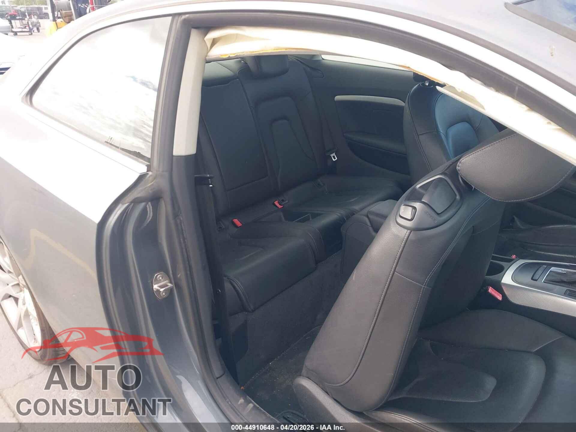 AUDI A5 2012 - WAUCFAFR9CA025160