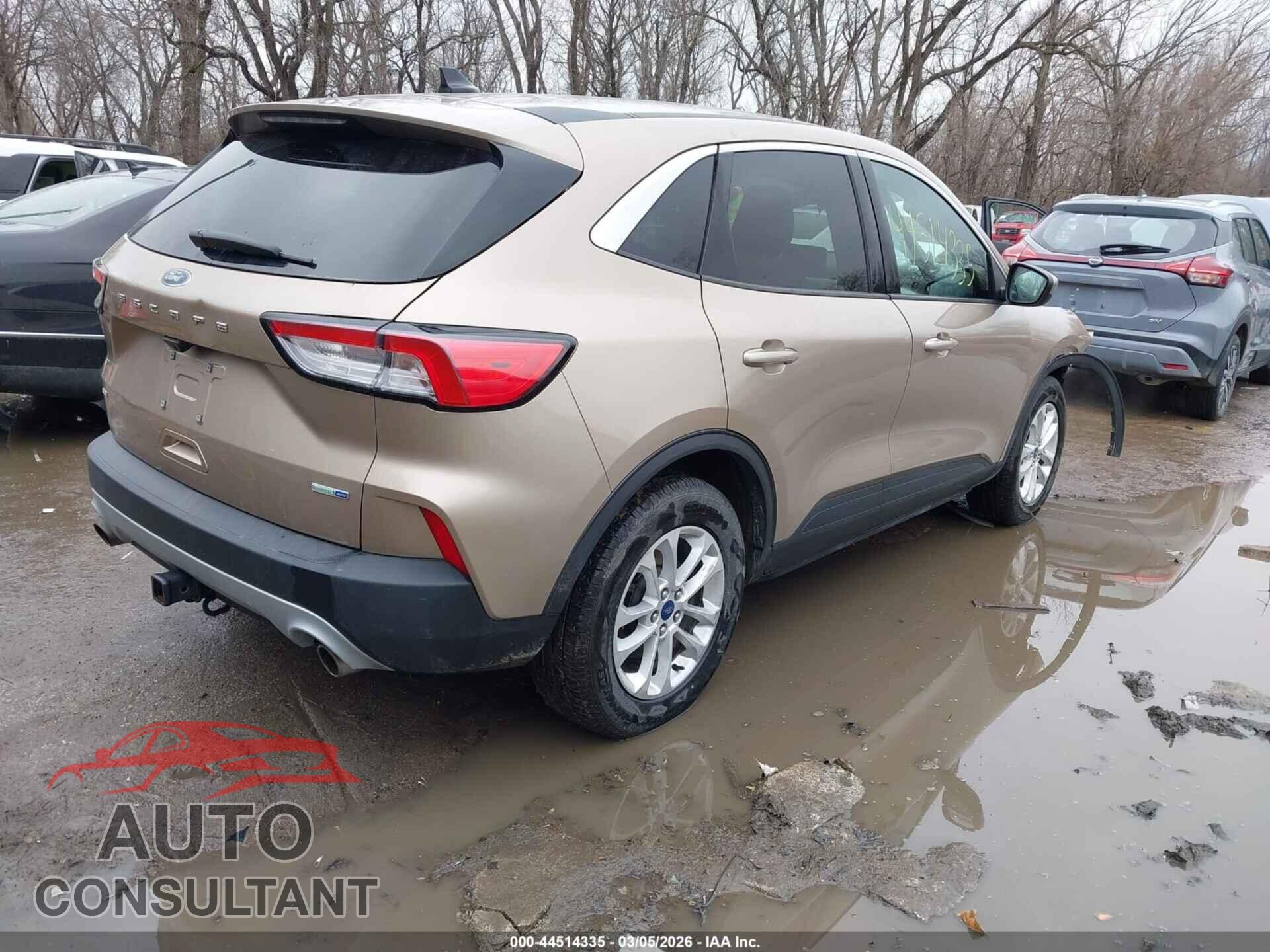 FORD ESCAPE 2020 - 1FMCU9G64LUA15657