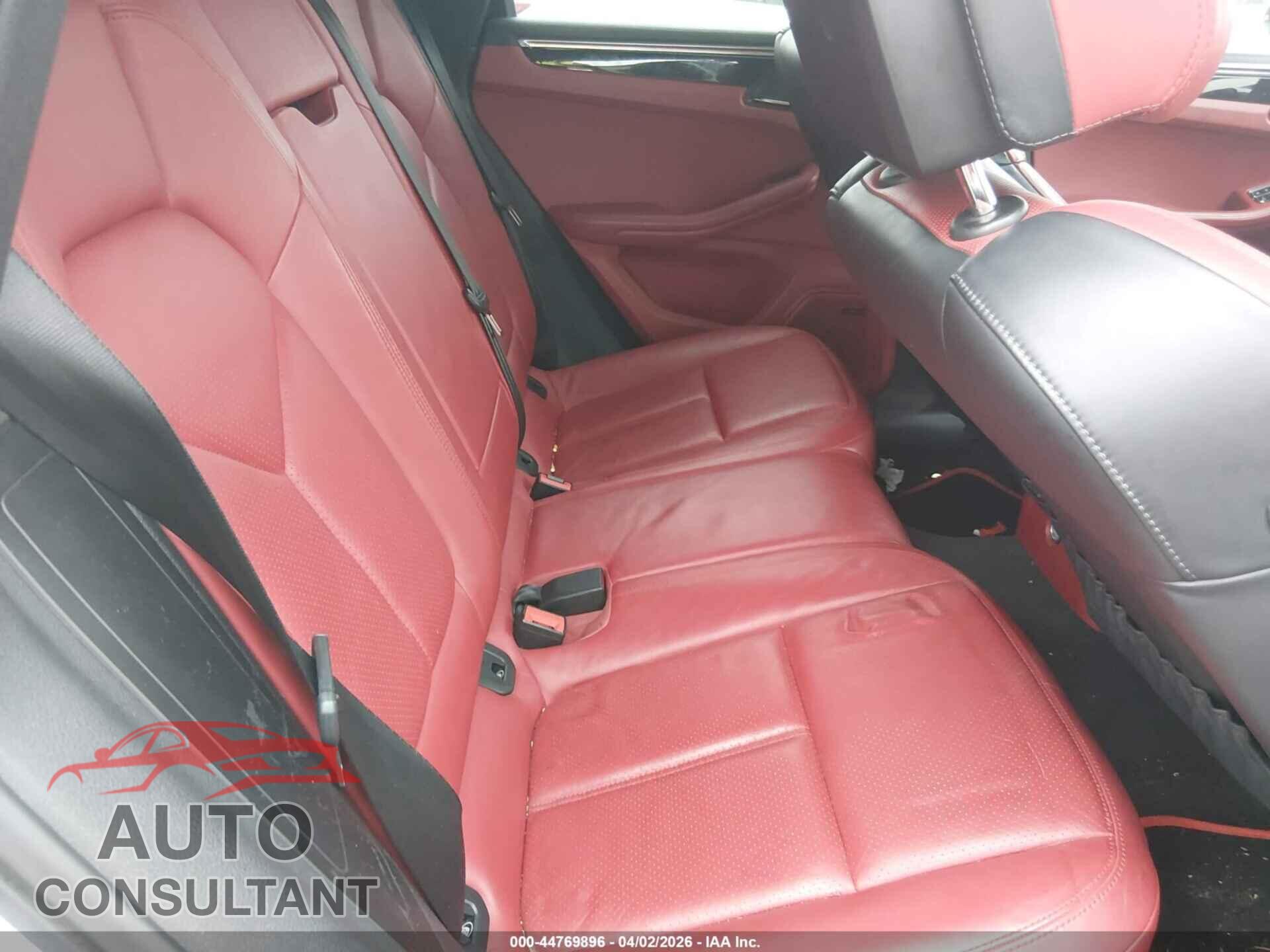 PORSCHE MACAN 2015 - WP1AB2A55FLB57677