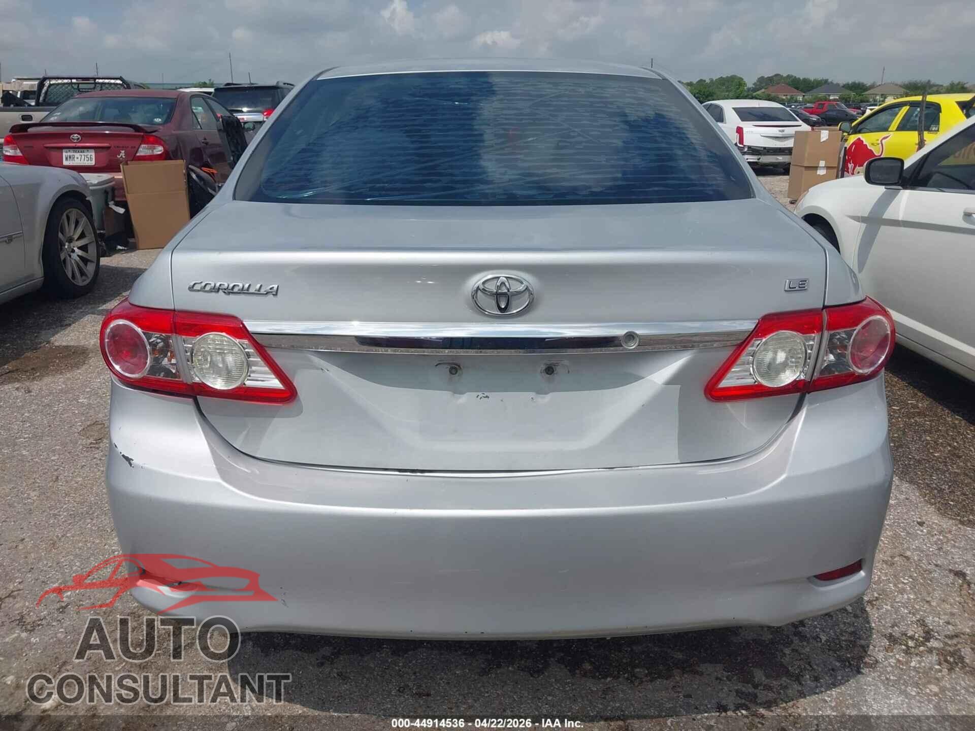 TOYOTA COROLLA 2013 - 5YFBU4EE7DP151017