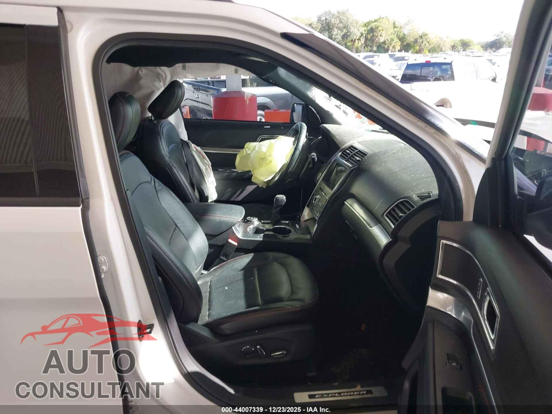 FORD EXPLORER 2018 - 1FM5K8GT7JGB97526