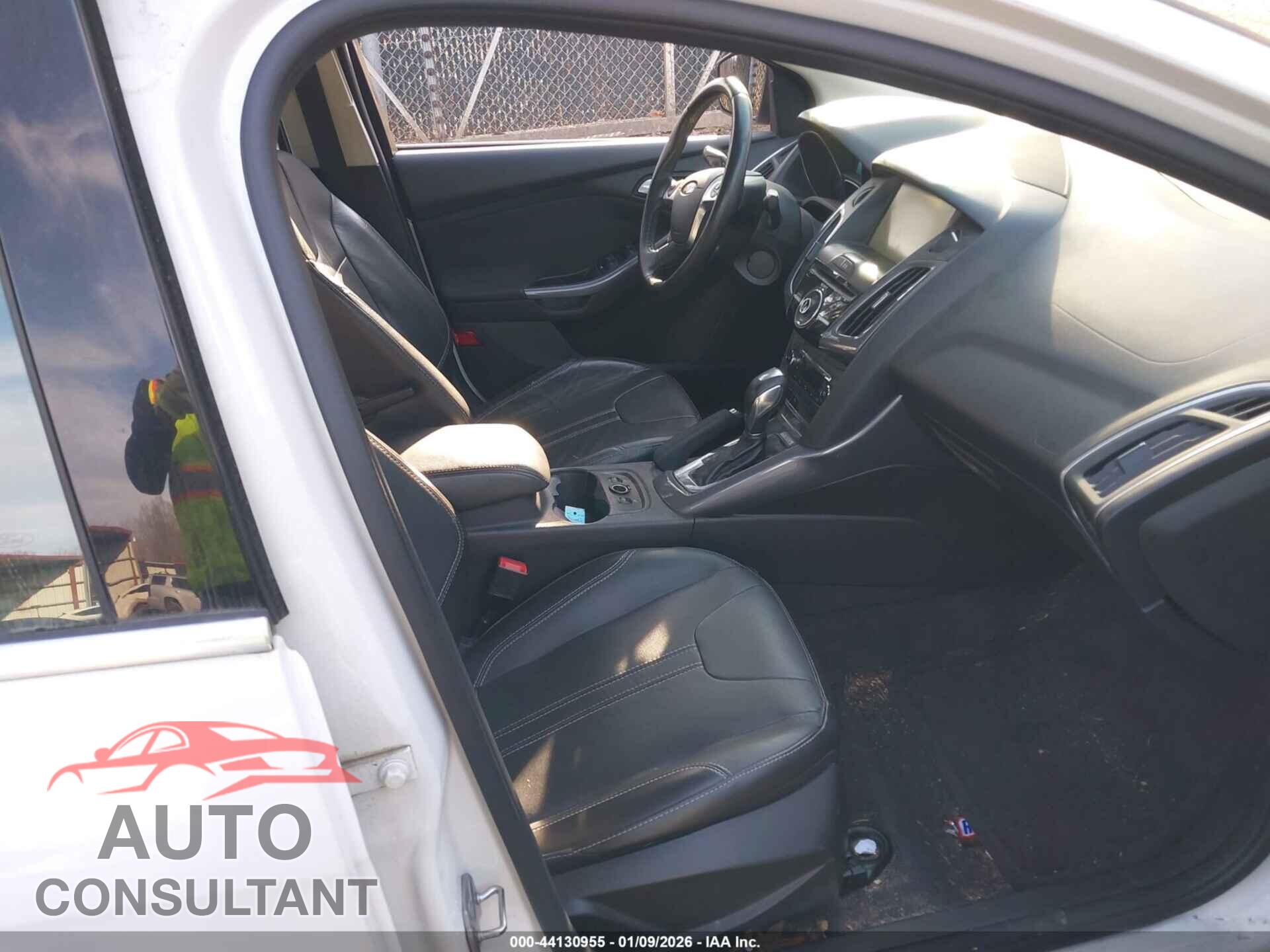 FORD FOCUS 2014 - 1FADP3J21EL367595