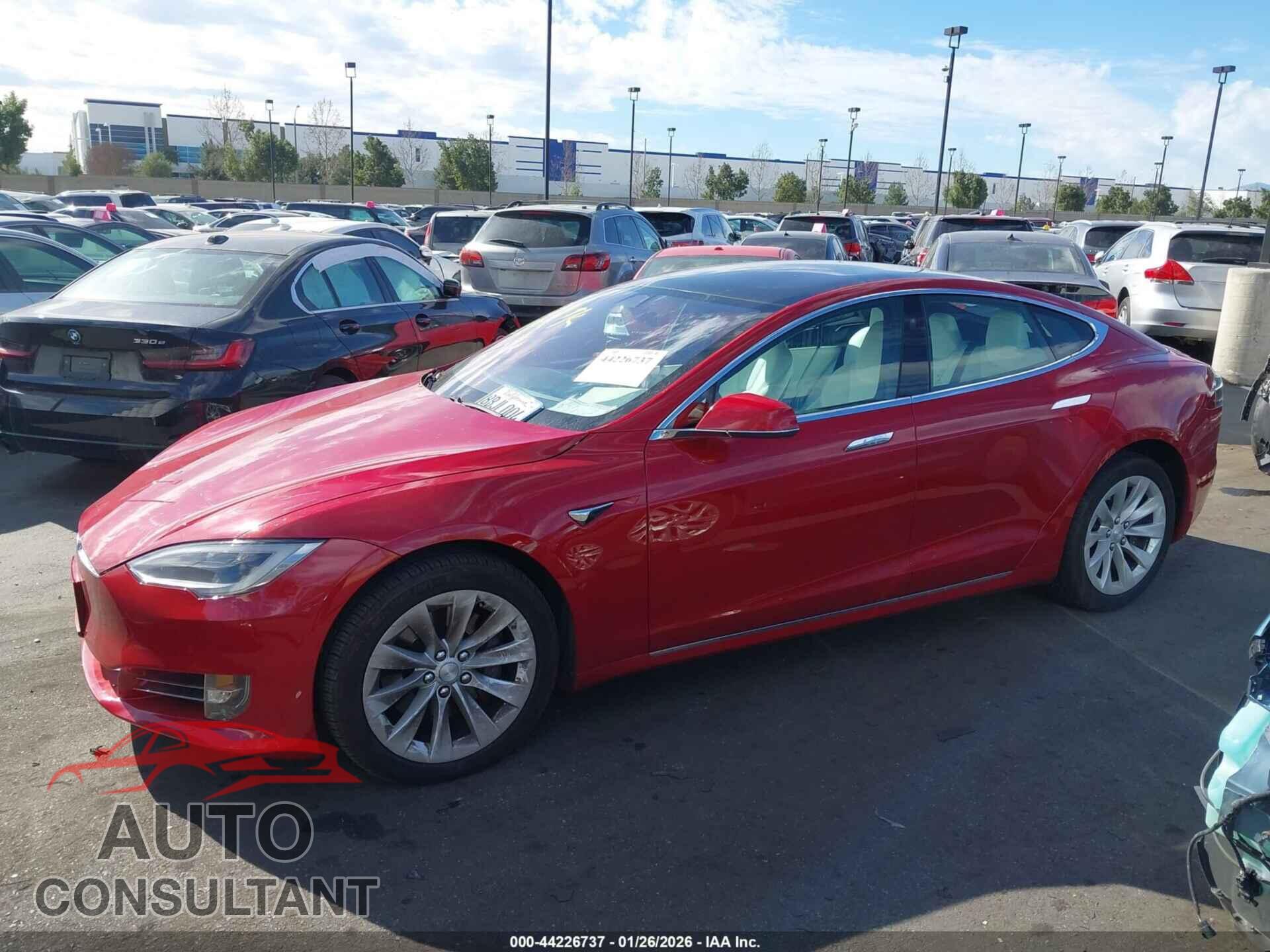 TESLA MODEL S 2017 - 5YJSA1E26HF224554