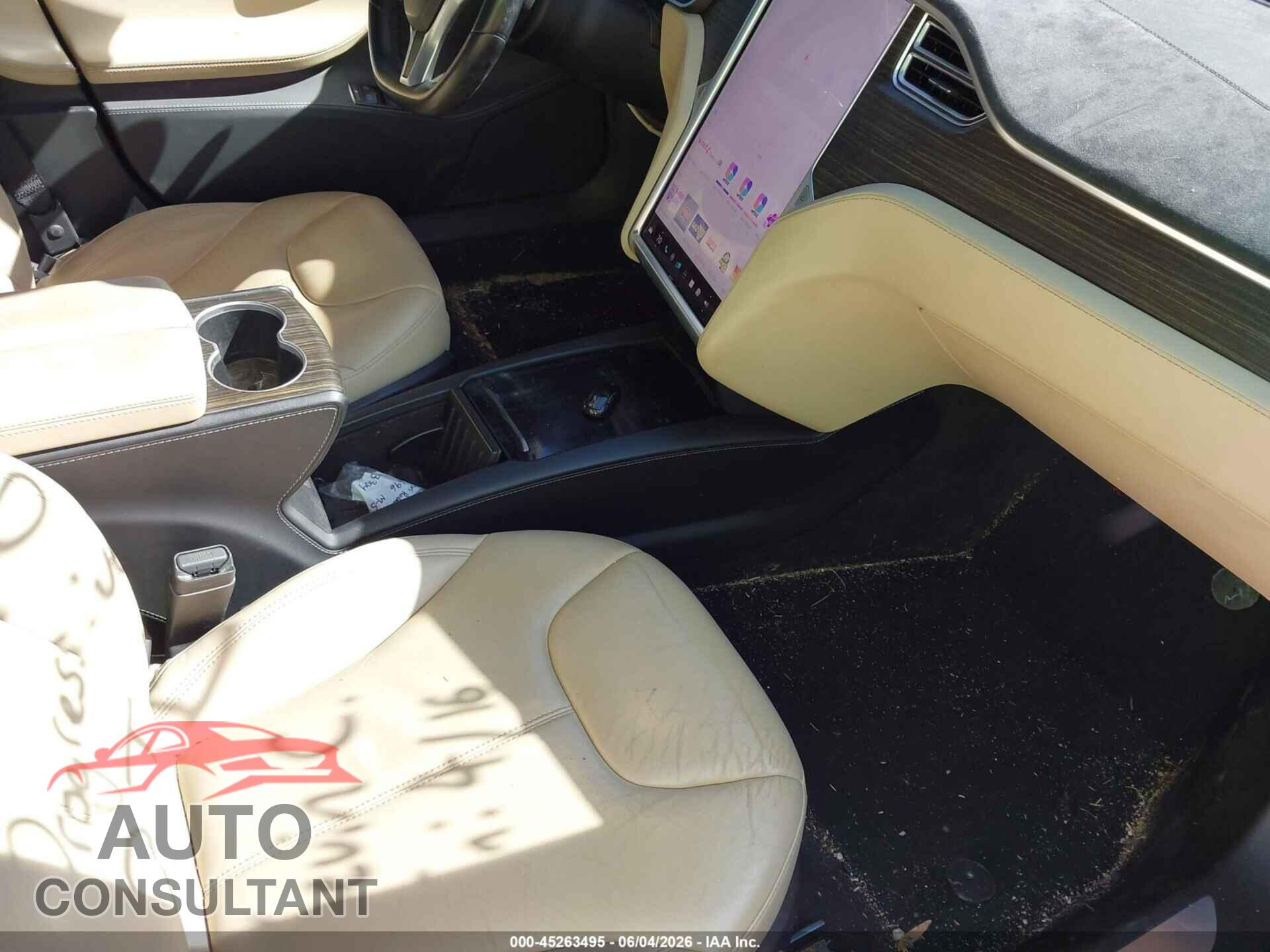 TESLA MODEL S 2015 - 5YJSA1E21FF103704