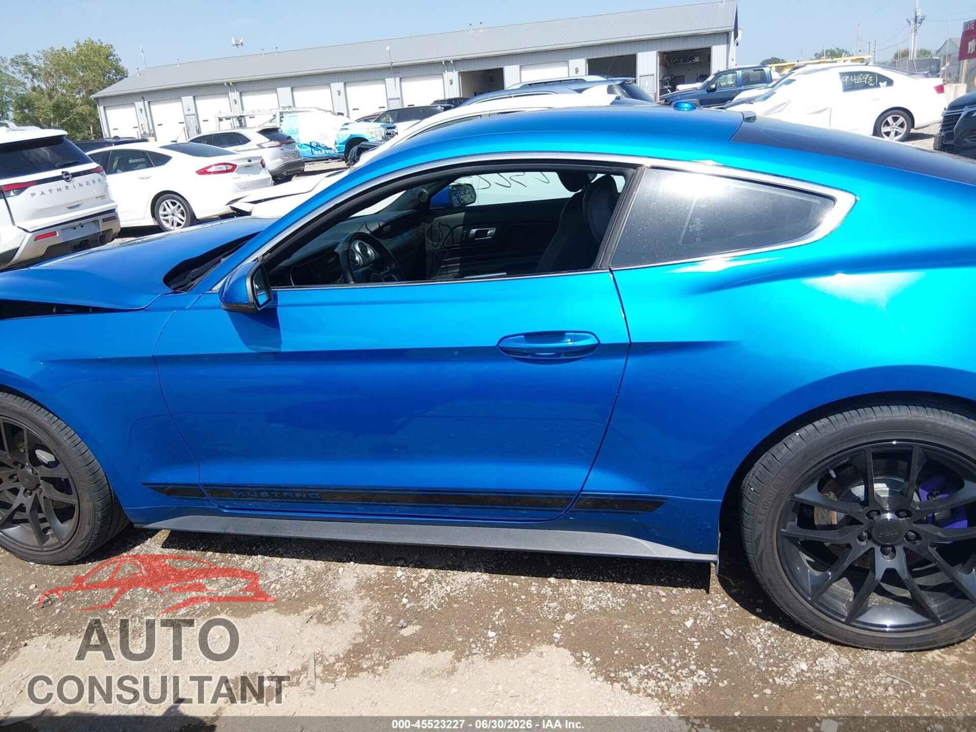 FORD MUSTANG 2019 - 1FA6P8TH8K5120436
