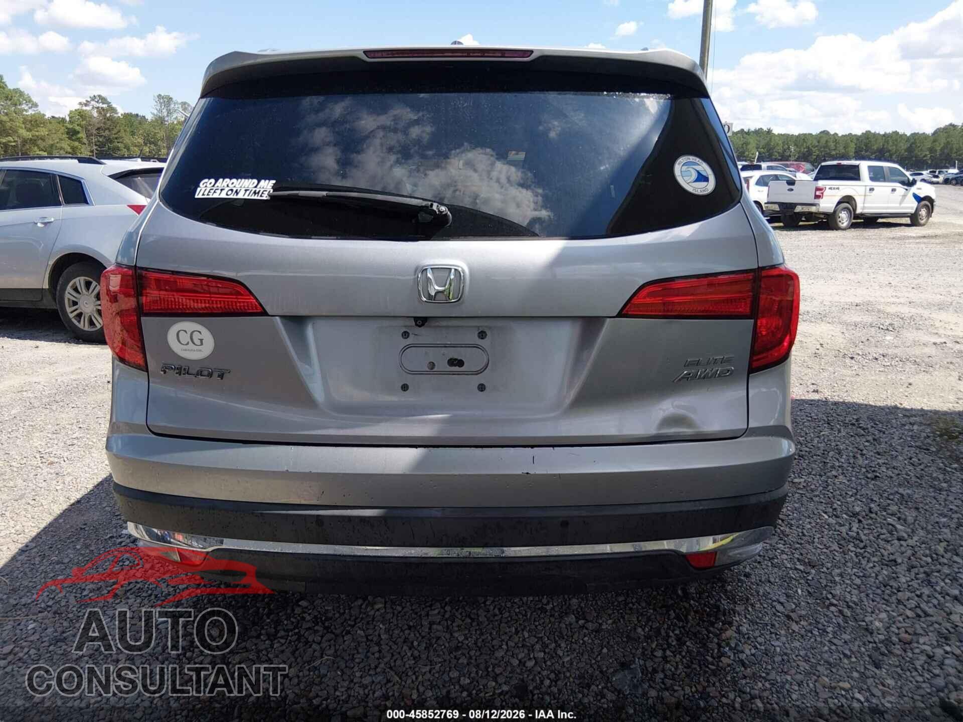 HONDA PILOT 2017 - 5FNYF6H01HB048791