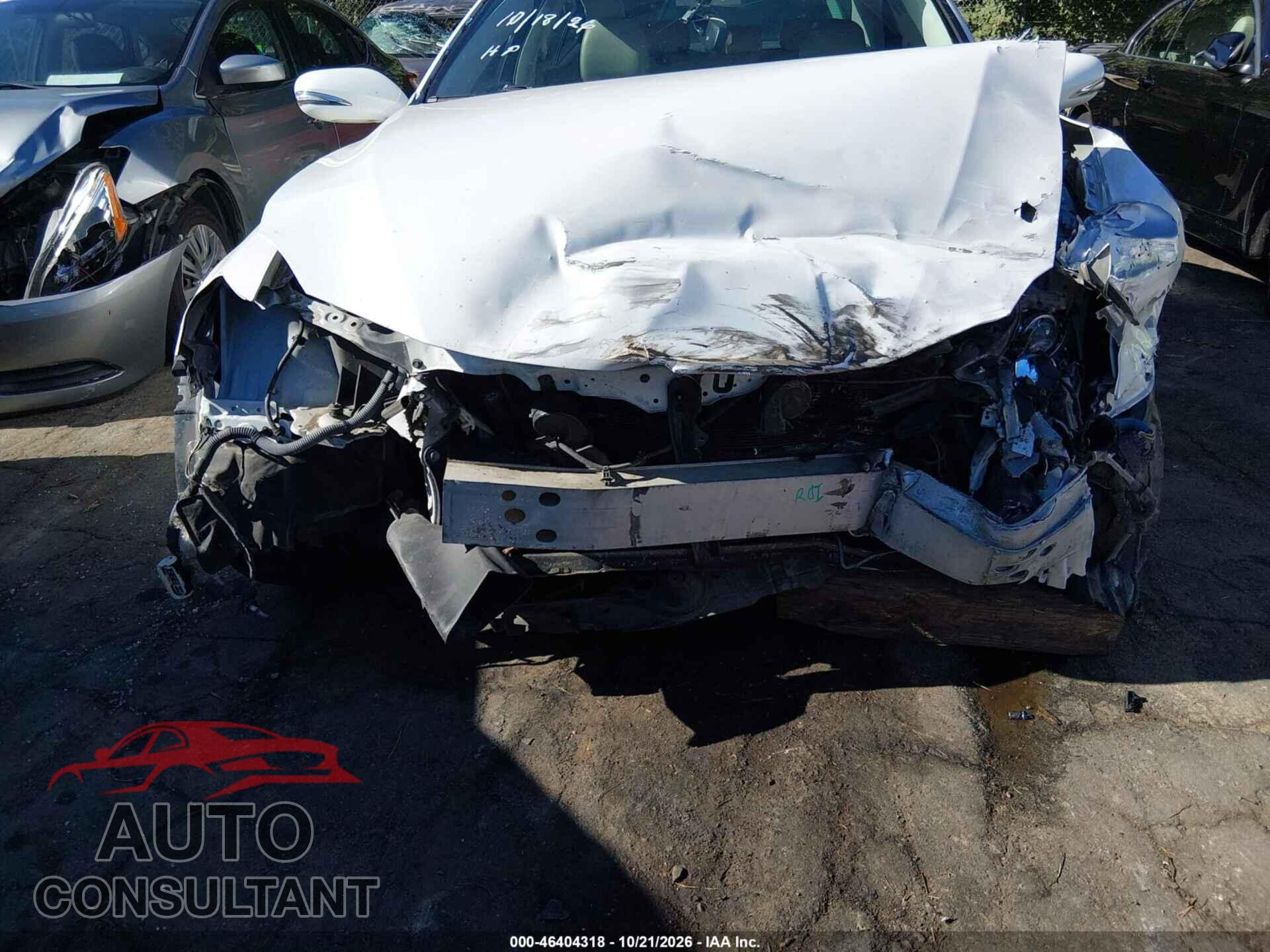 LEXUS IS 2011 - JTHBF5C28B5143672