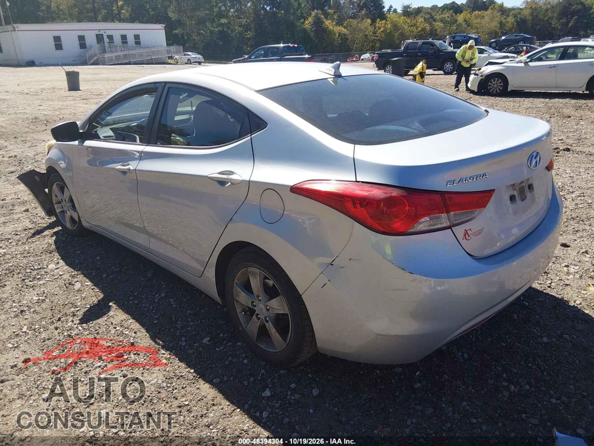 HYUNDAI ELANTRA 2012 - KMHDH4AEXCU460609