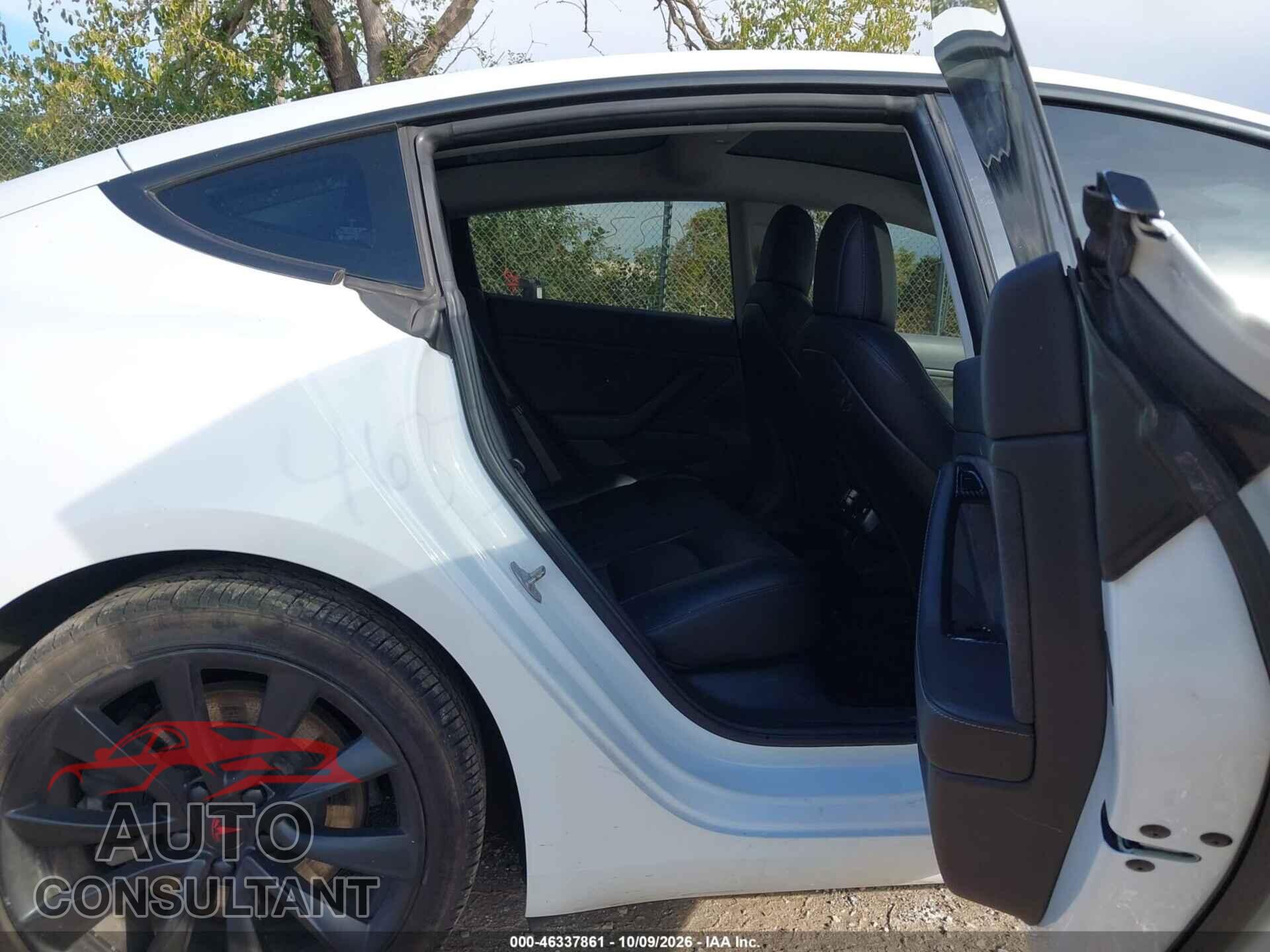 TESLA MODEL 3 2018 - 5YJ3E1EB4JF089069