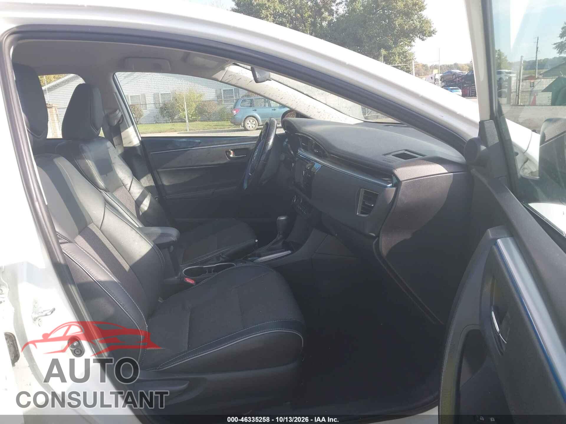 TOYOTA COROLLA 2015 - 2T1BURHE2FC248055