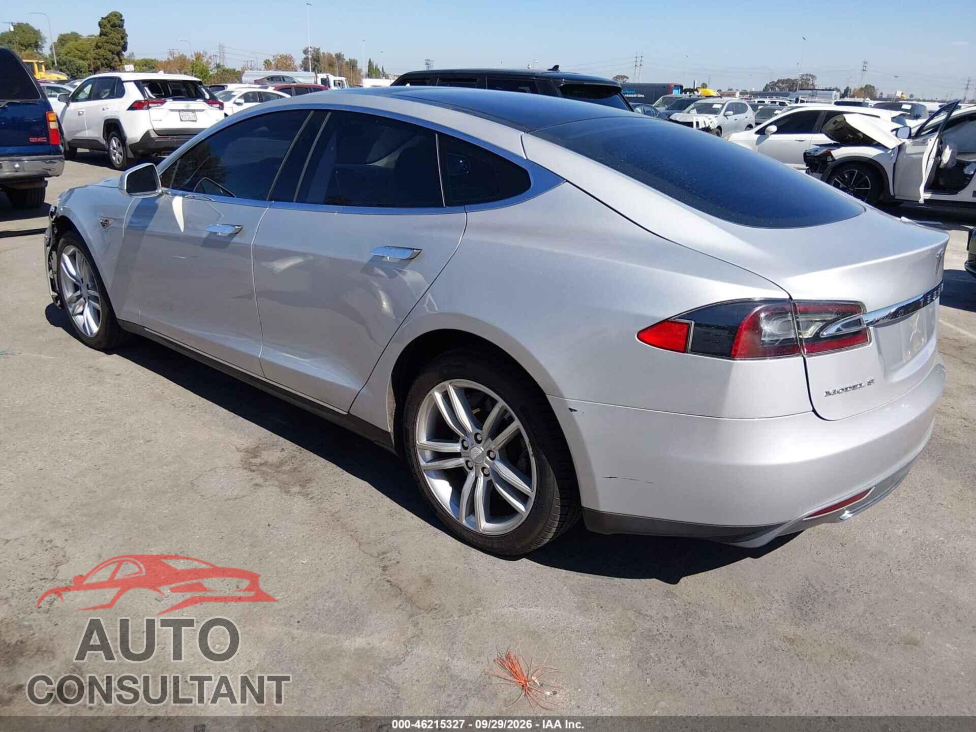 TESLA MODEL S 2013 - 5YJSA1CG6DFP09236