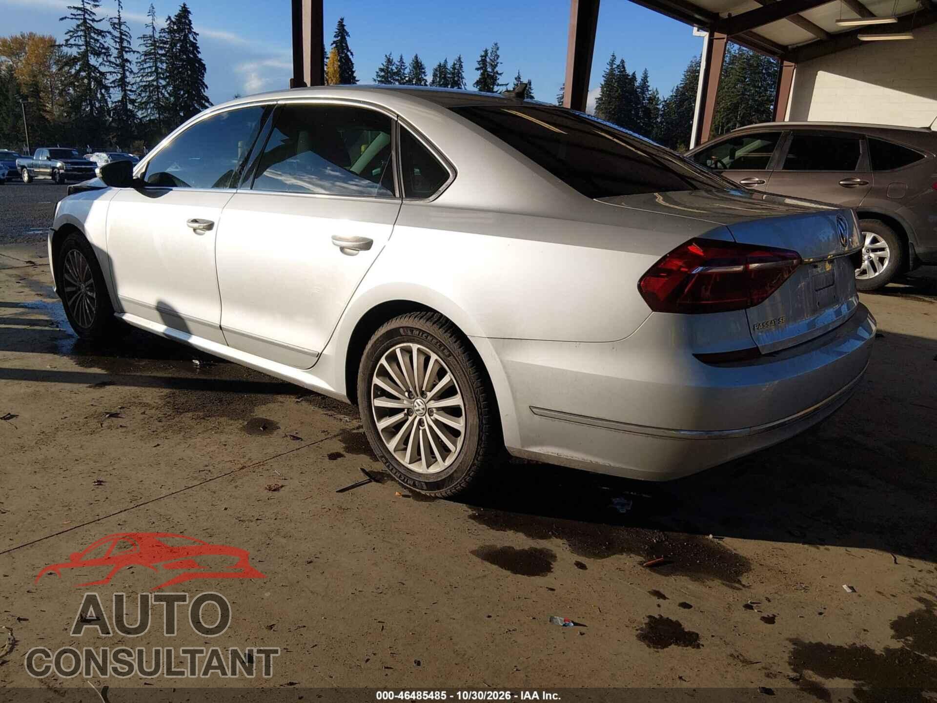 VOLKSWAGEN PASSAT 2017 - 1VWBT7A32HC039875