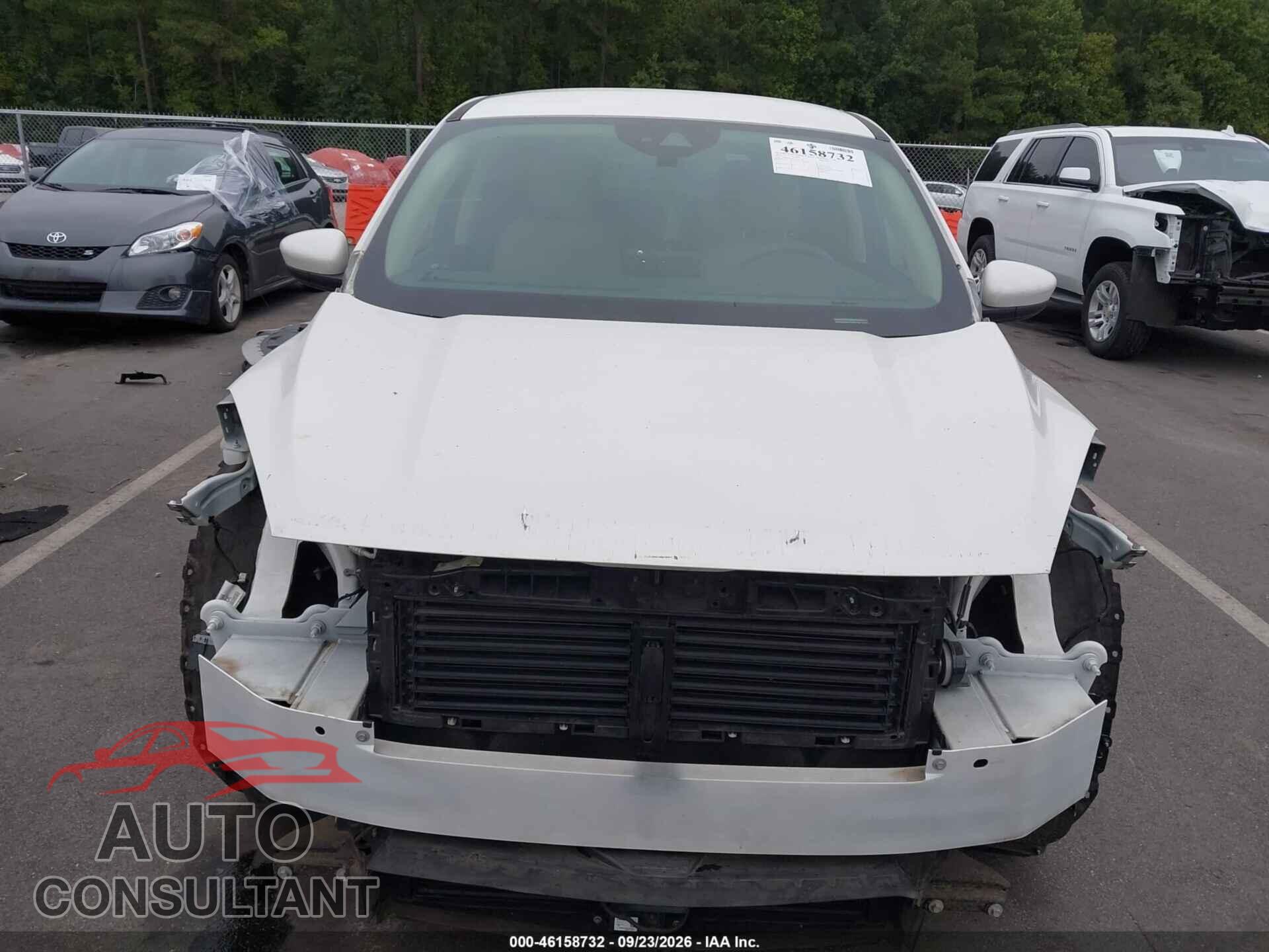 FORD ESCAPE 2020 - 1FMCU0G61LUA21735