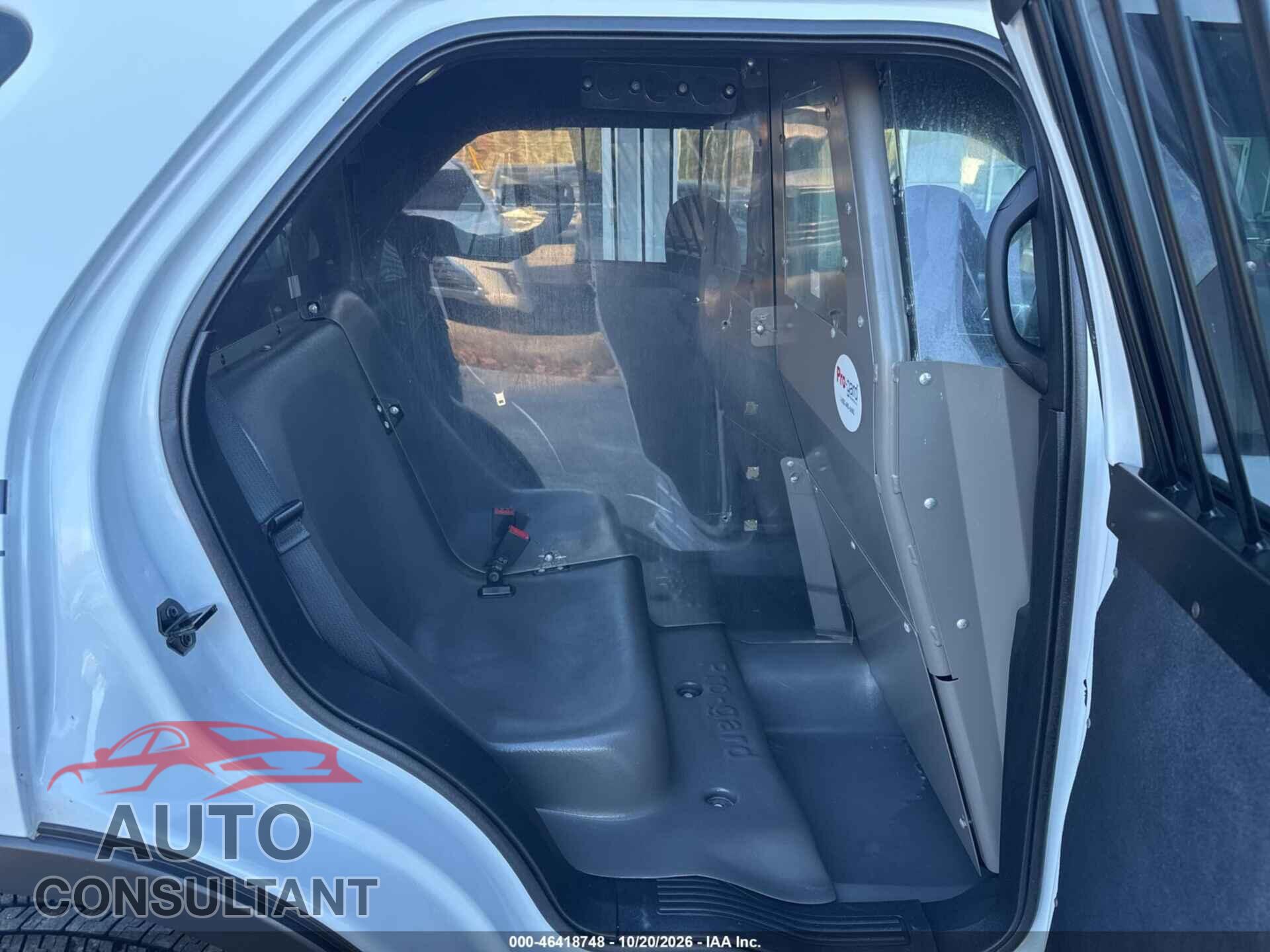 FORD POLICE INTERCEPTOR UTILITY 2018 - 1FM5K8AR2JGB69176