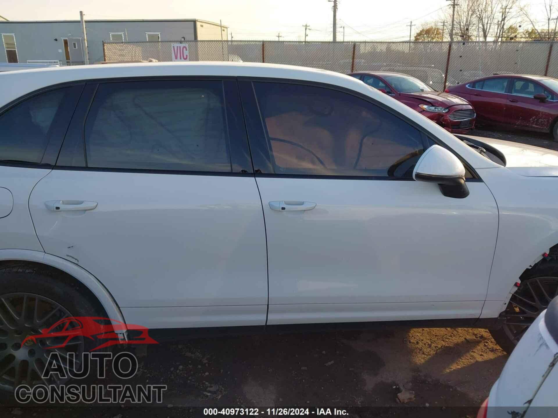 PORSCHE CAYENNE 2017 - WP1AA2A29HKA86260
