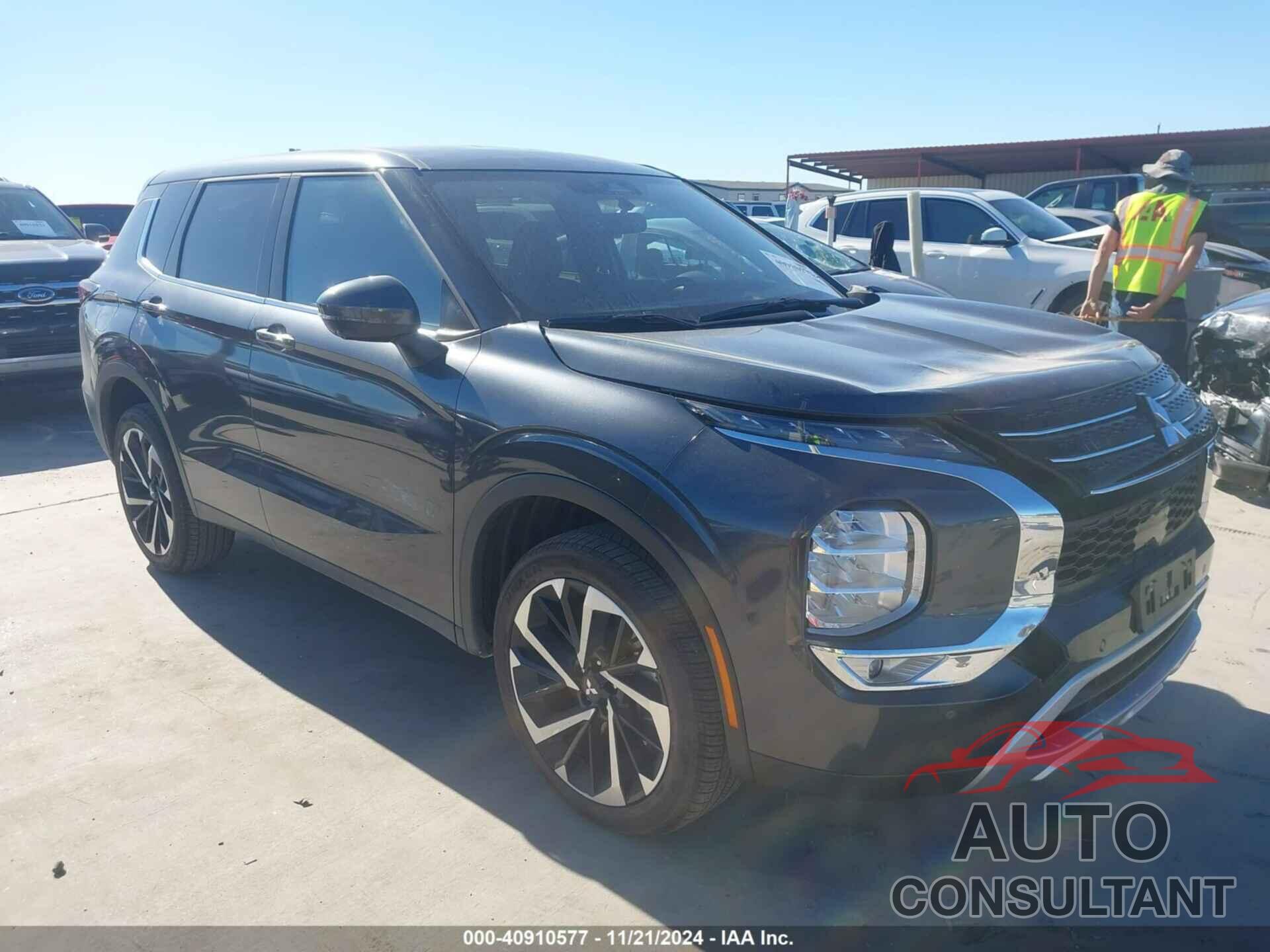 MITSUBISHI OUTLANDER 2024 - JA4J3VA83RZ083410