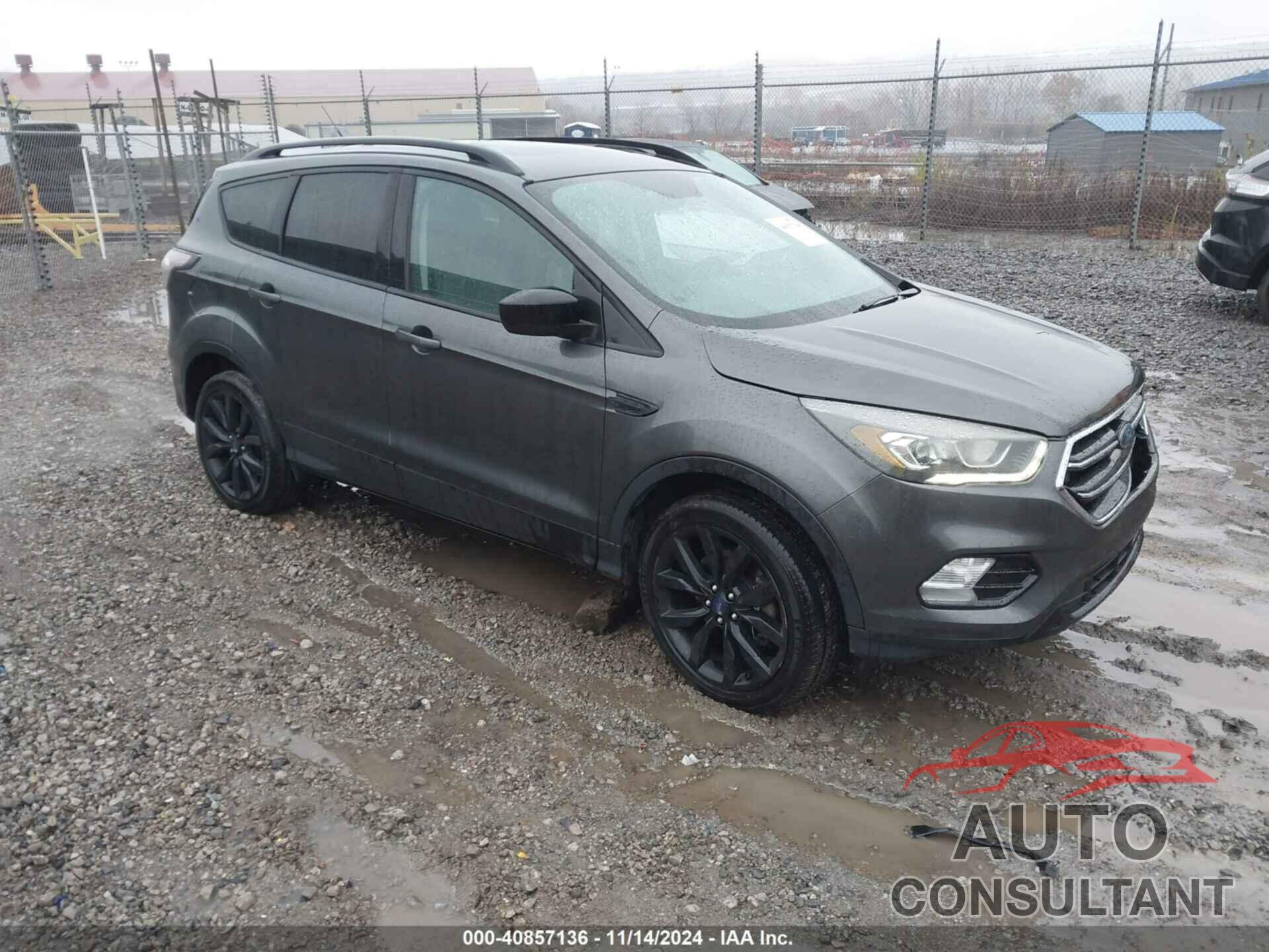 FORD ESCAPE 2017 - 1FMCU9GD4HUA11677