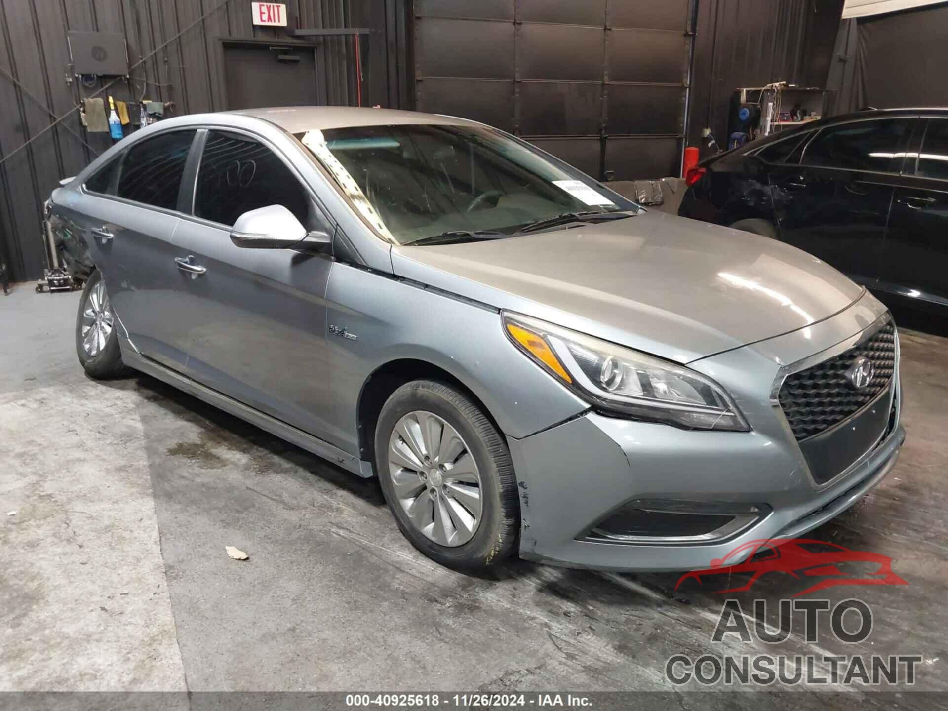 HYUNDAI SONATA HYBRID 2016 - KMHE24L14GA027097