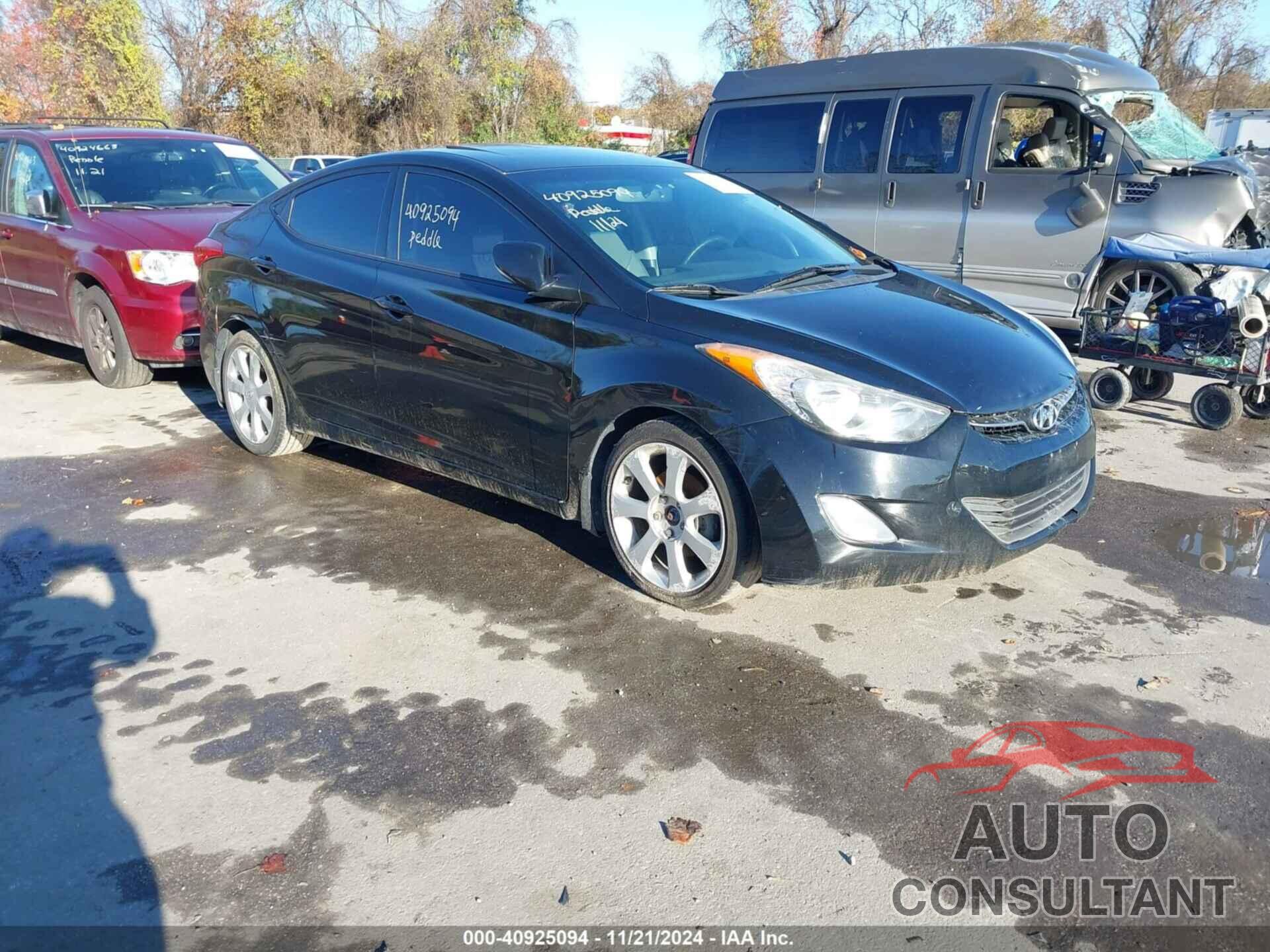 HYUNDAI ELANTRA 2013 - 5NPDH4AE1DH279561