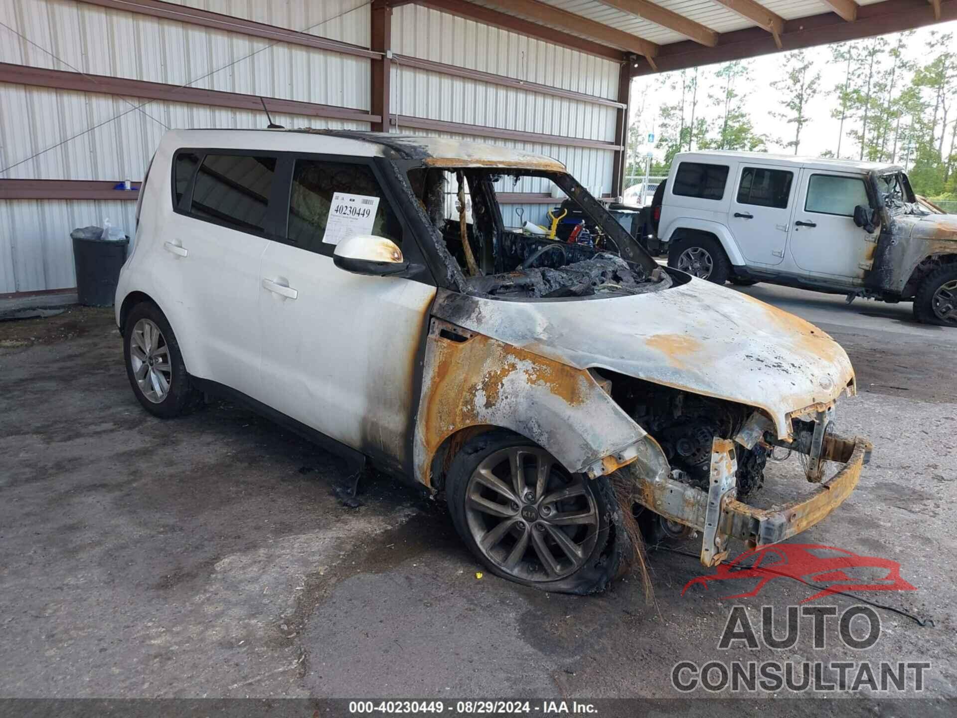 KIA SOUL 2017 - KNDJP3A5XH7417639