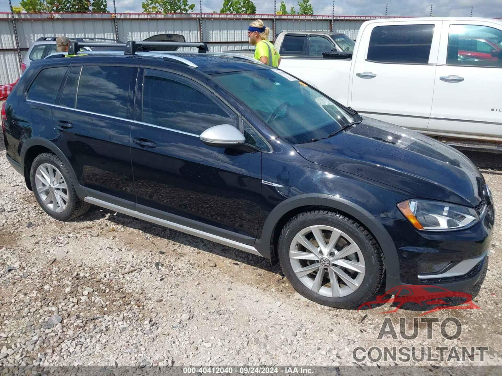 VOLKSWAGEN GOLF ALLTRACK 2017 - 3VWH17AU4HM538037