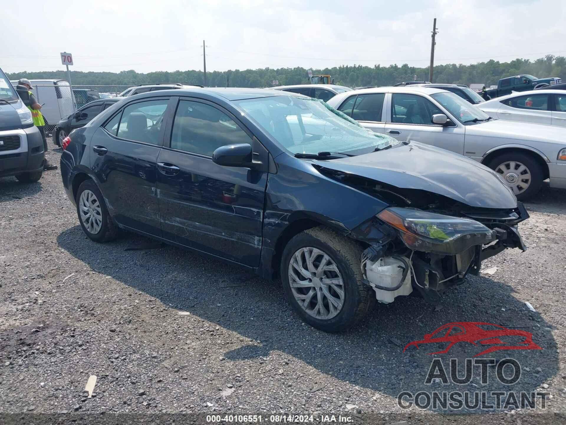 TOYOTA COROLLA 2018 - 2T1BURHE5JC975540