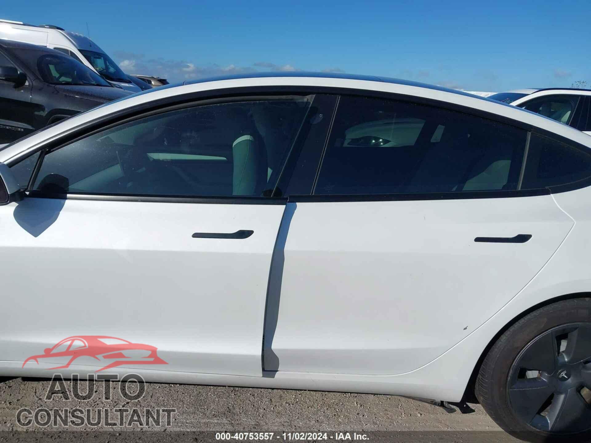 TESLA MODEL 3 2021 - 5YJ3E1EA5MF048283