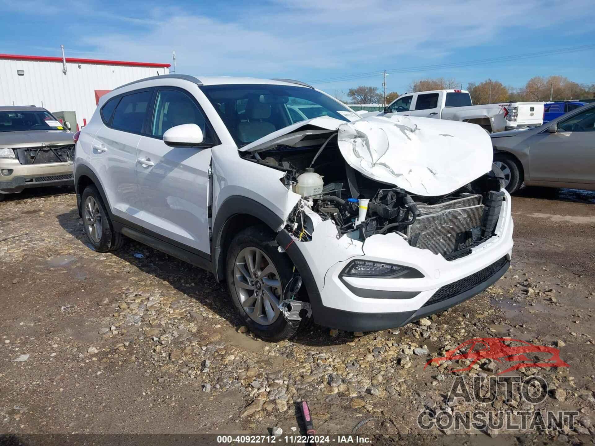 HYUNDAI TUCSON 2016 - KM8J33A45GU149422