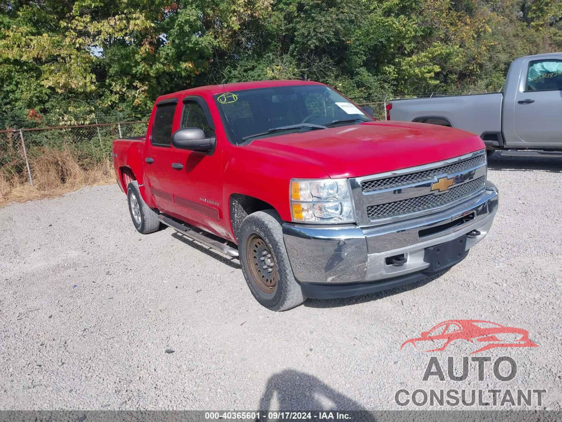CHEVROLET SILVERADO 1500 2012 - 1GCPKSE71CF144202