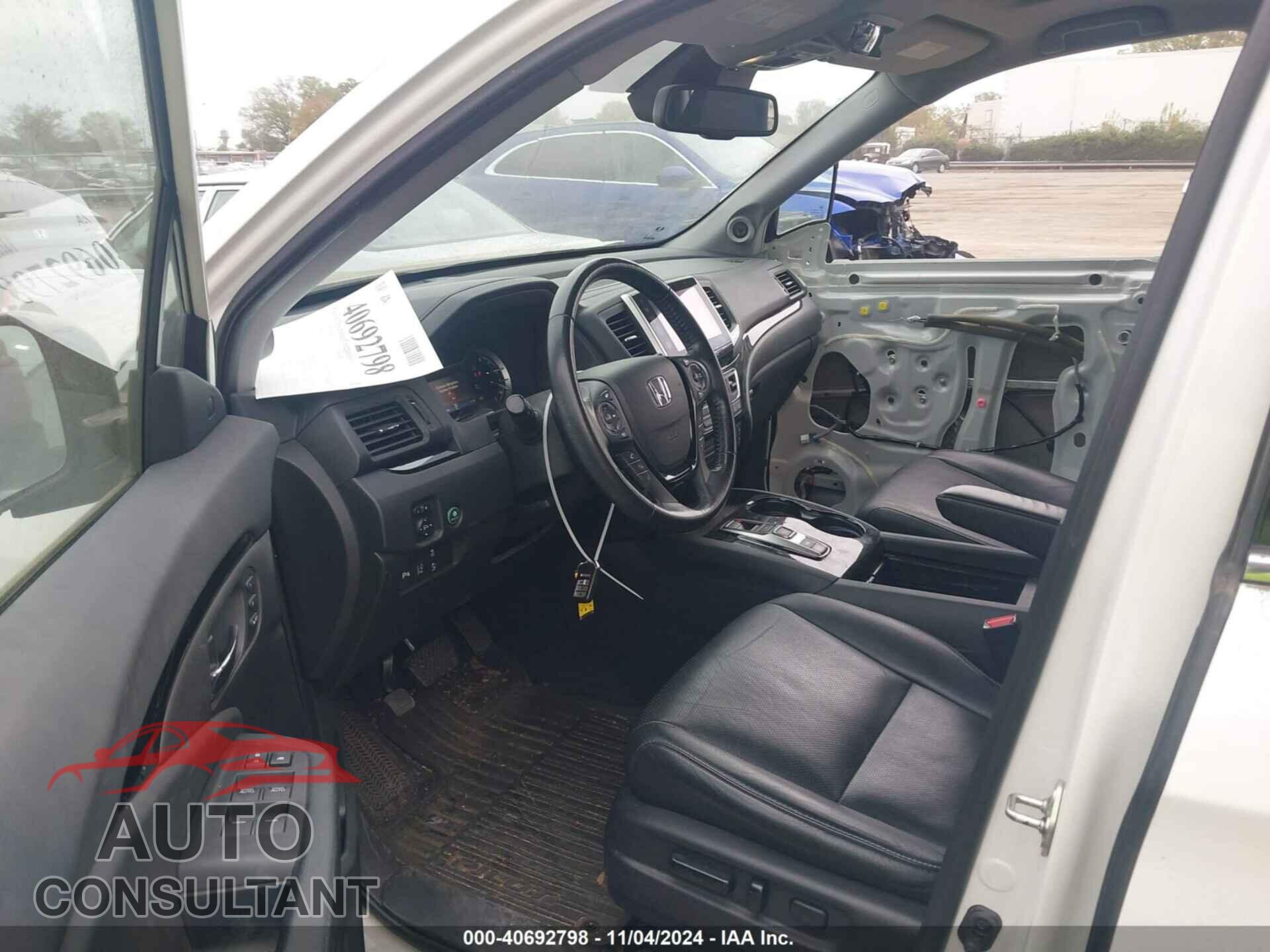 HONDA PILOT 2016 - 5FNYF6H04GB016156