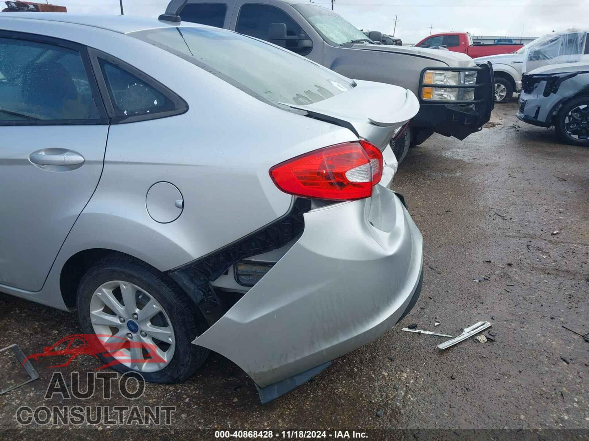 FORD FIESTA 2013 - 3FADP4BJ4DM103473