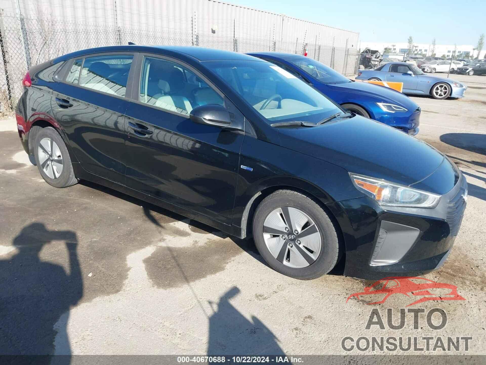 HYUNDAI IONIQ HYBRID 2019 - KMHC65LC4KU111379