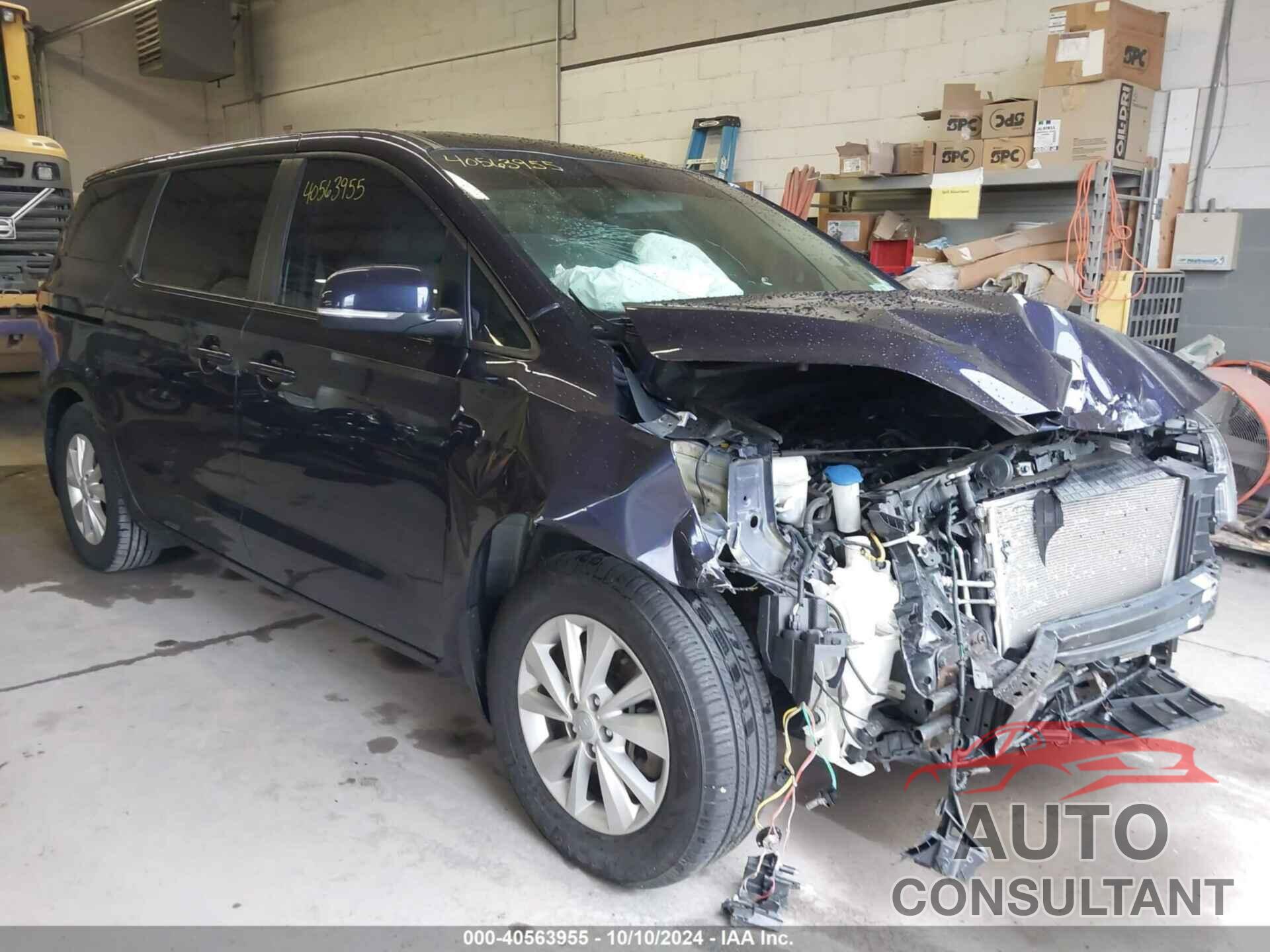 KIA SEDONA 2018 - KNDMB5C1XJ6390326