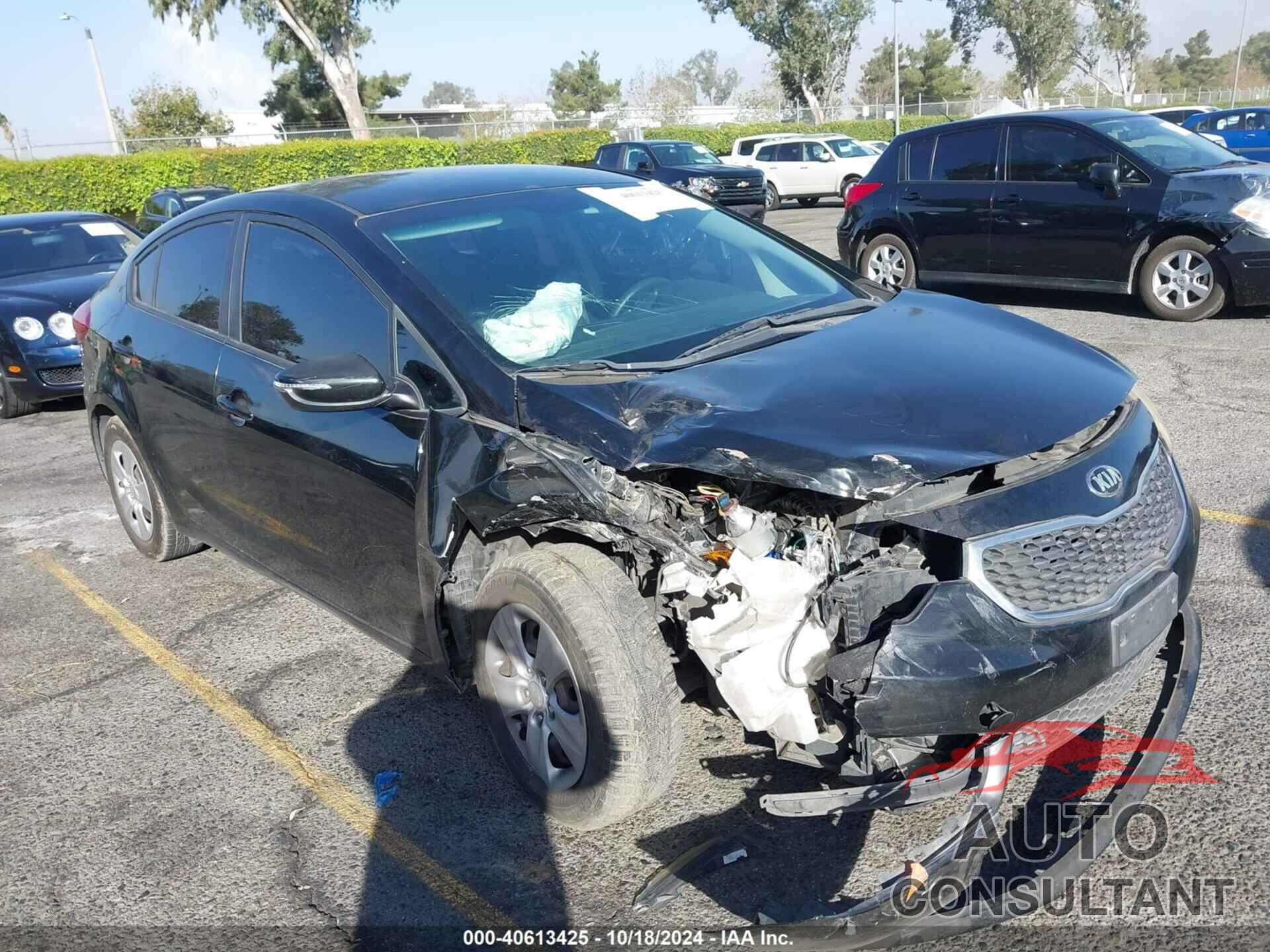 KIA FORTE 2016 - KNAFX4A60G5549711