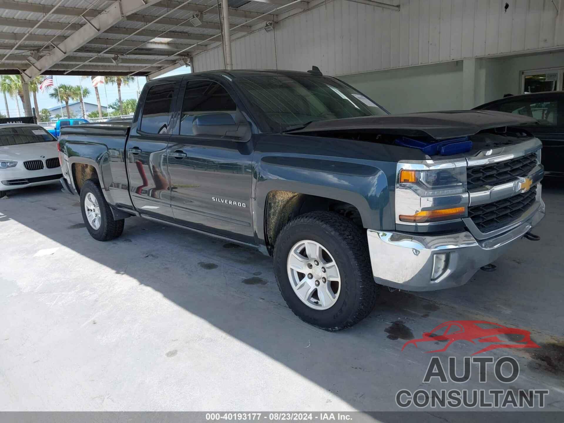 CHEVROLET SILVERADO 1500 2017 - 1GCVKREH6HZ308350