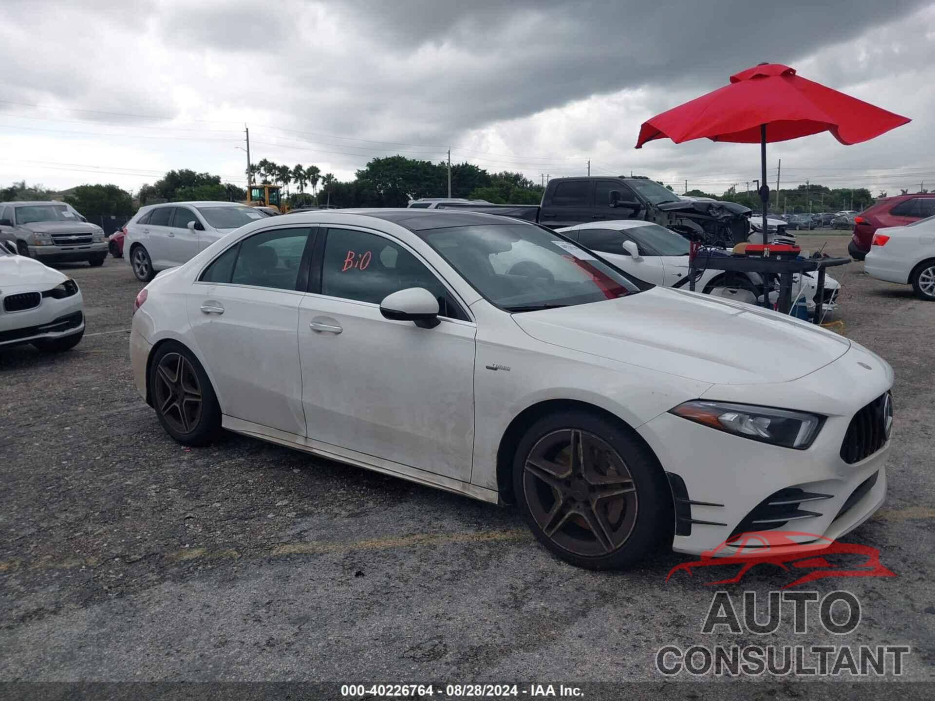 MERCEDES-BENZ AMG A 35 2021 - W1K3G5BB1MJ304982