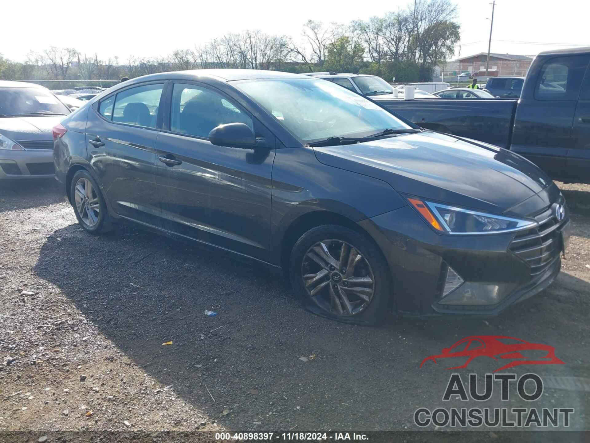 HYUNDAI ELANTRA 2020 - 5NPD84LF5LH555745