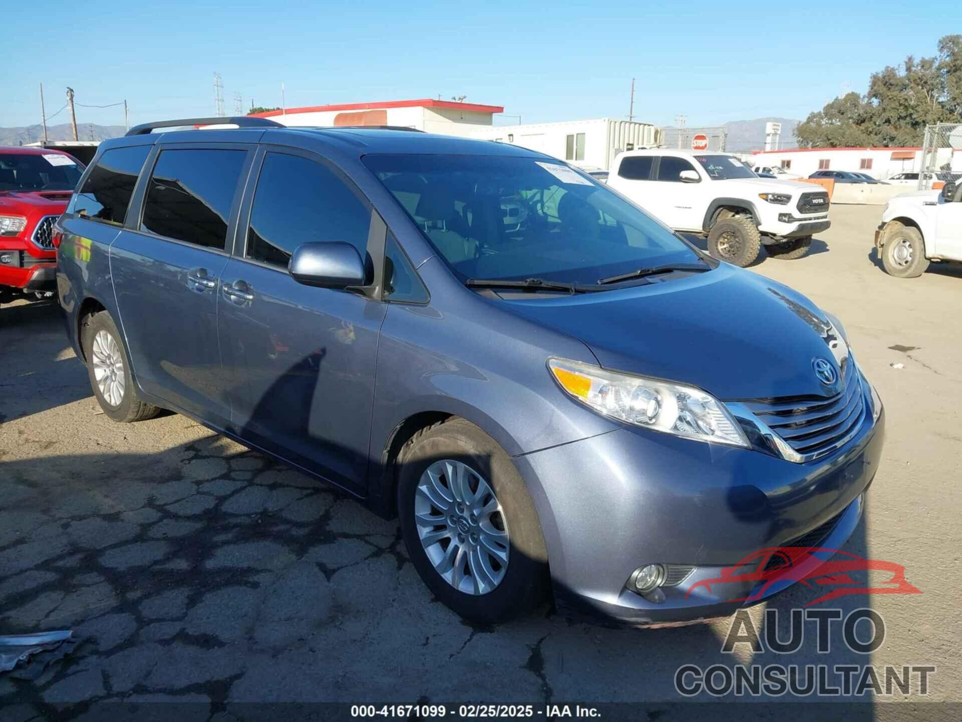 TOYOTA SIENNA 2016 - 5TDYK3DC5GS763870