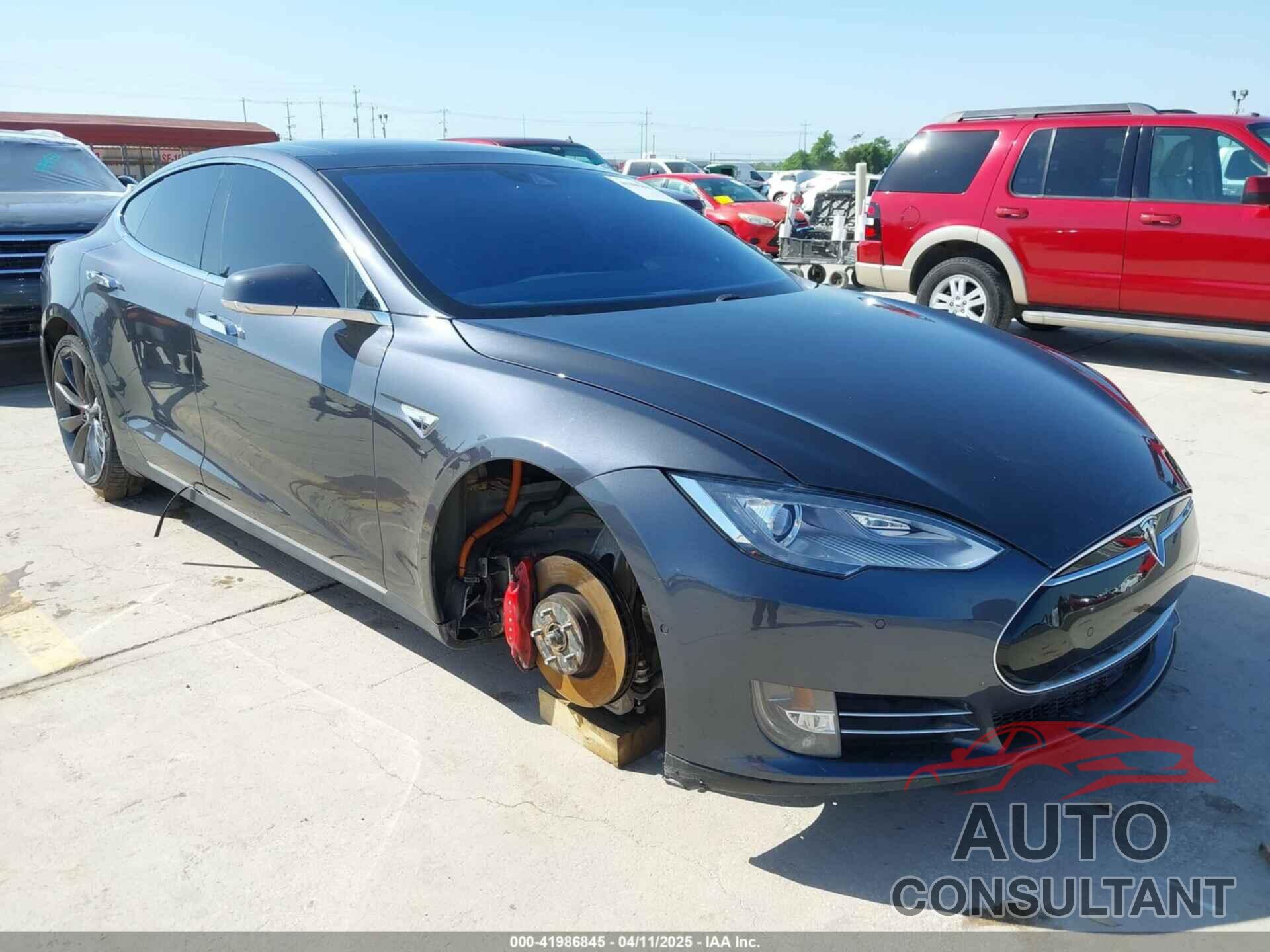 TESLA MODEL S 2015 - 5YJSA1E41FF104093