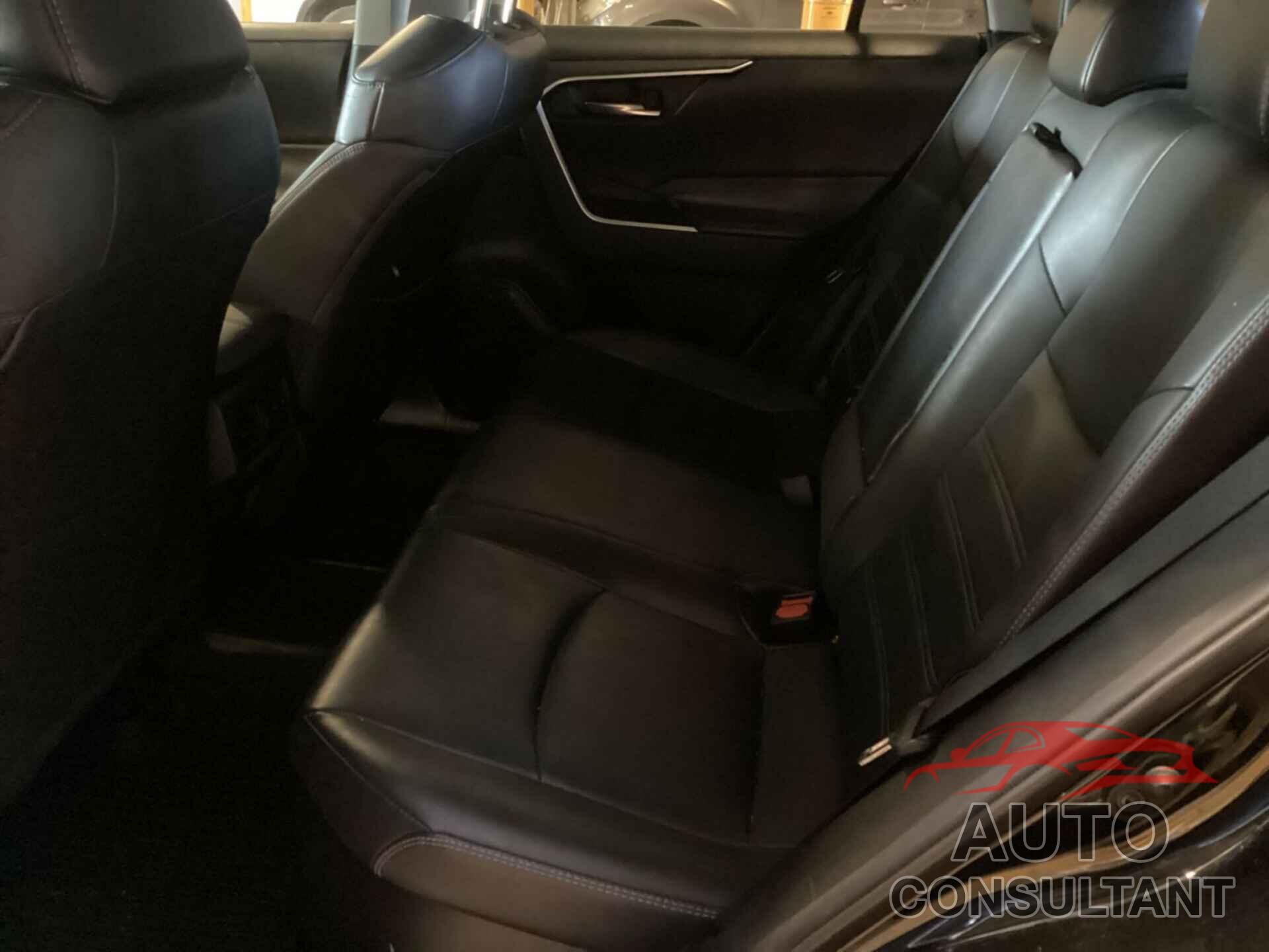 TOYOTA RAV4 HYBRID 2021 - 4T3B6RFV5MU032541