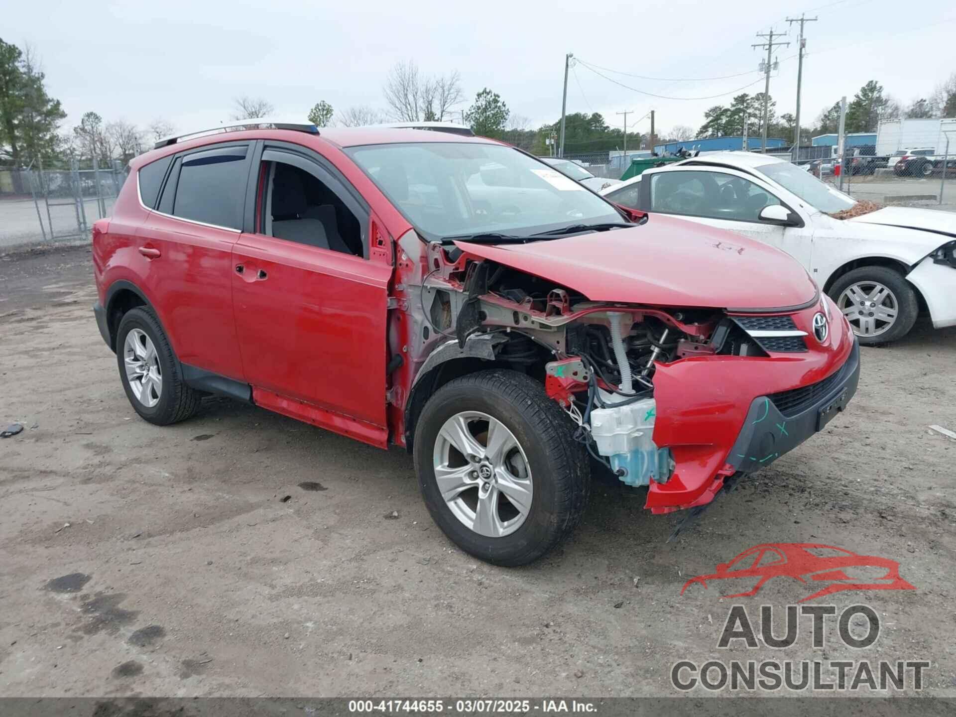 TOYOTA RAV4 2015 - JTMZFREV4FD077745