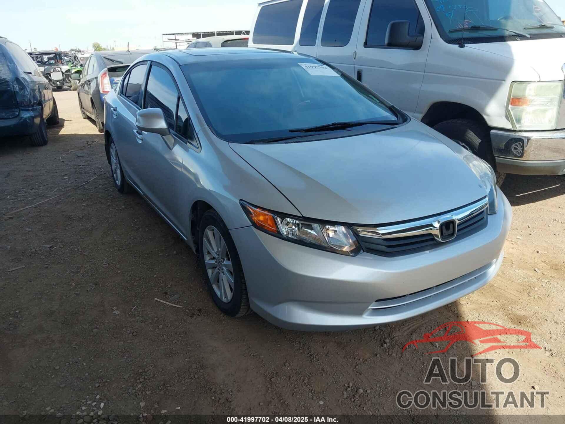 HONDA CIVIC 2012 - 2HGFB2F86CH309809