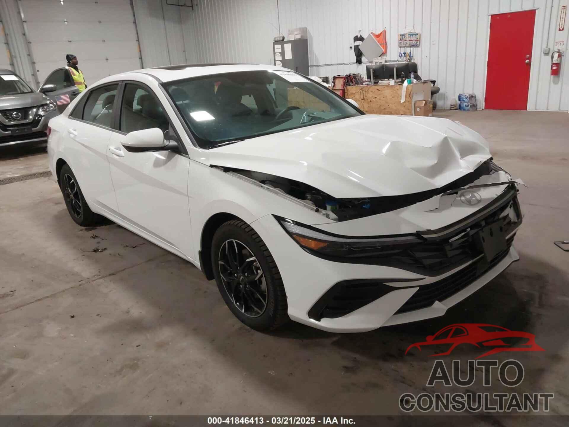 HYUNDAI ELANTRA 2024 - KMHLS4DG6RU770355