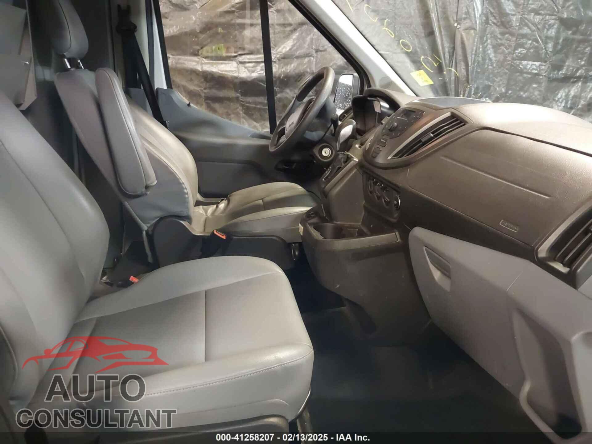 FORD TRANSIT-250 2017 - 1FTYR2CM9HKA14885