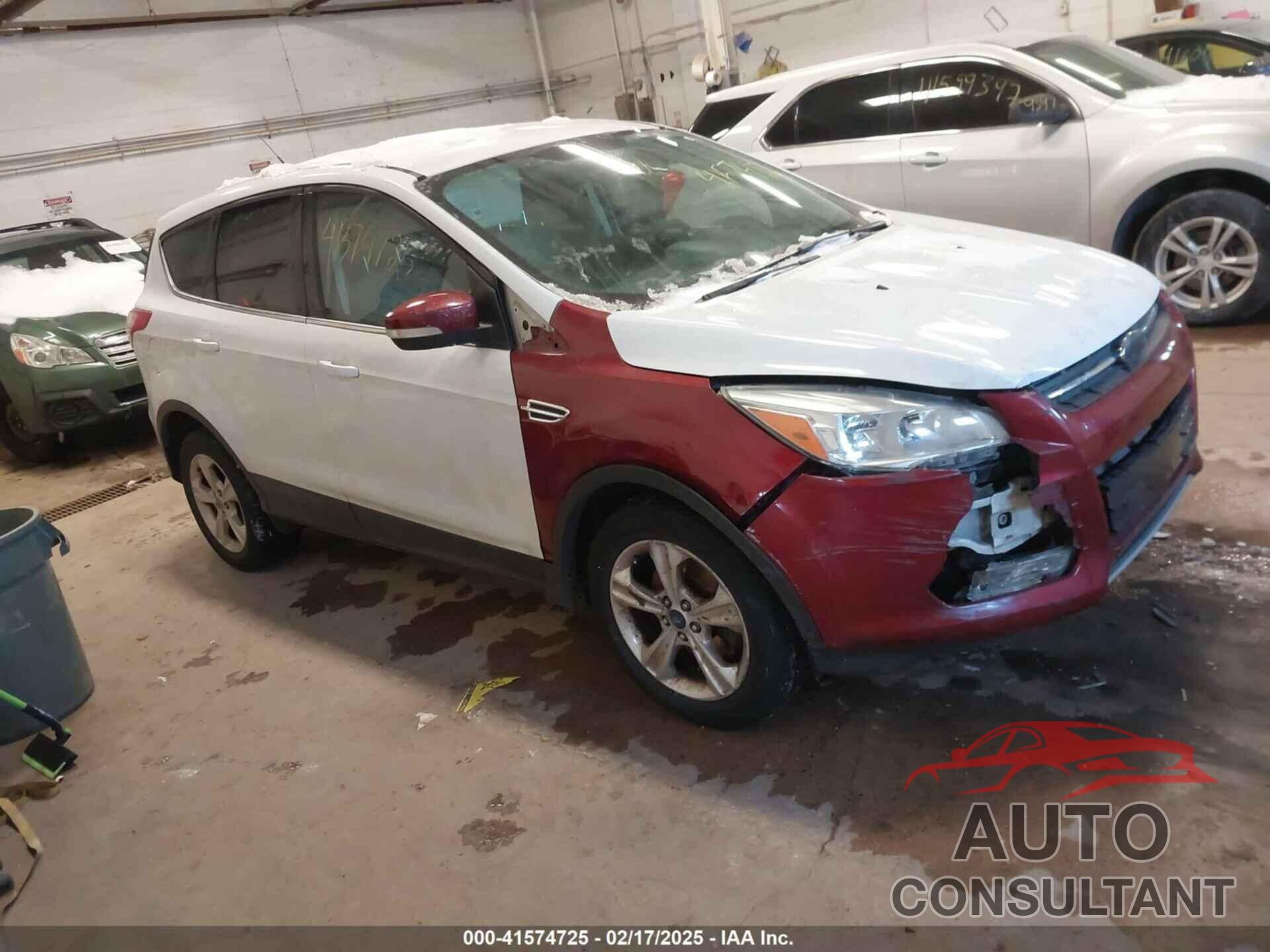 FORD ESCAPE 2013 - 1FMCU0GX4DUB25839